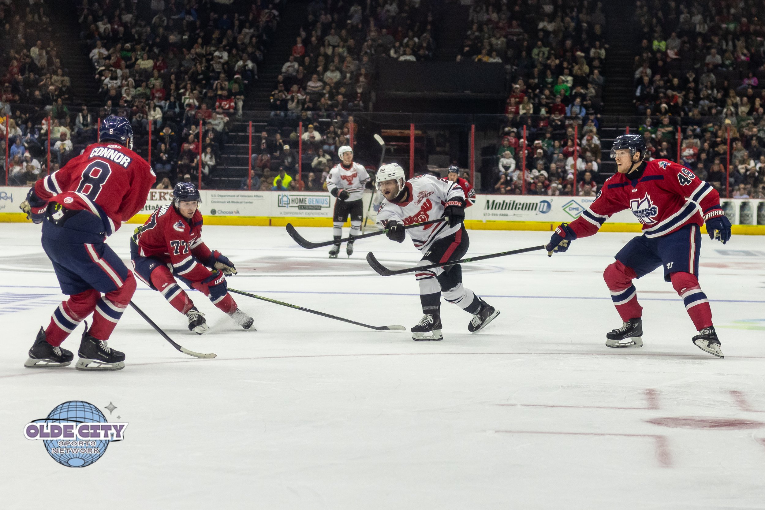 OCSN_CinCyclonesvsKalWings_12.12.25_KS-60.jpg