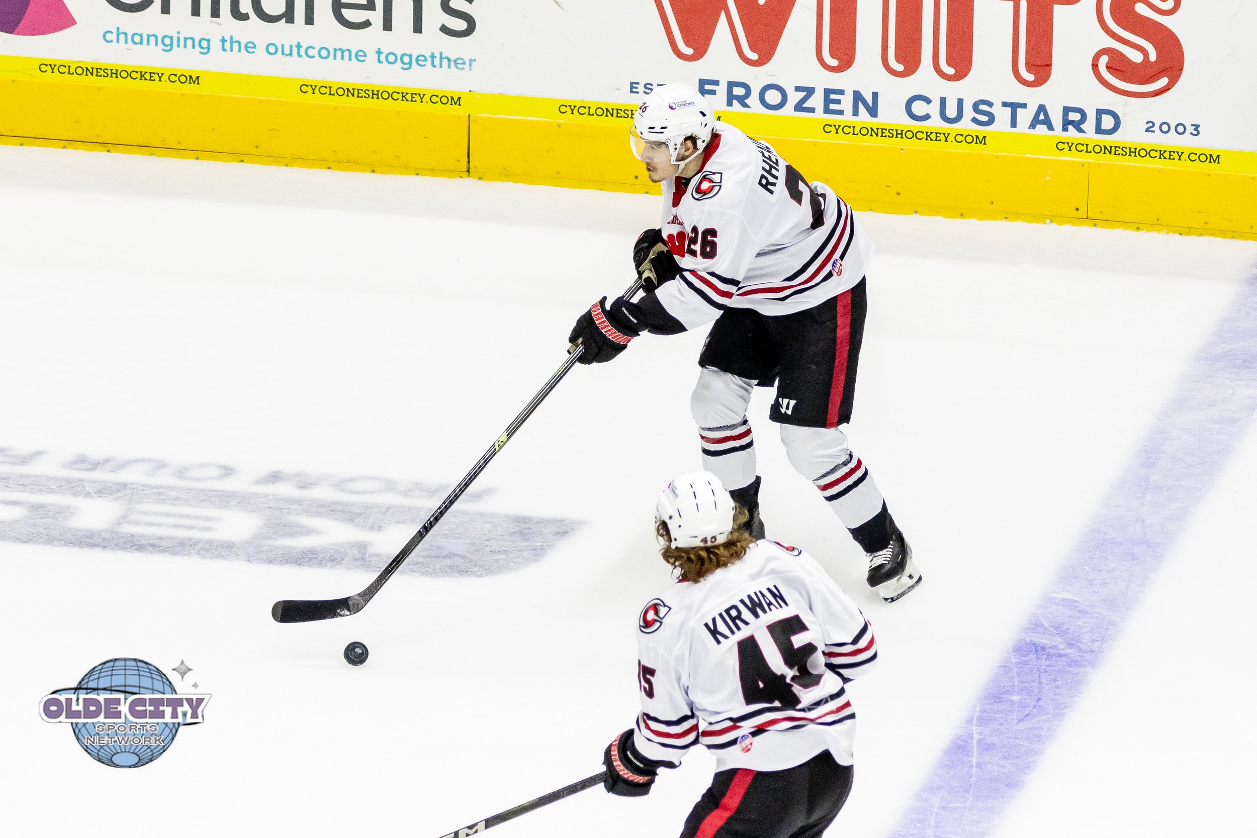 OCSN_CinCyclonesvsKalWings_12.12.25_KS-100.jpg