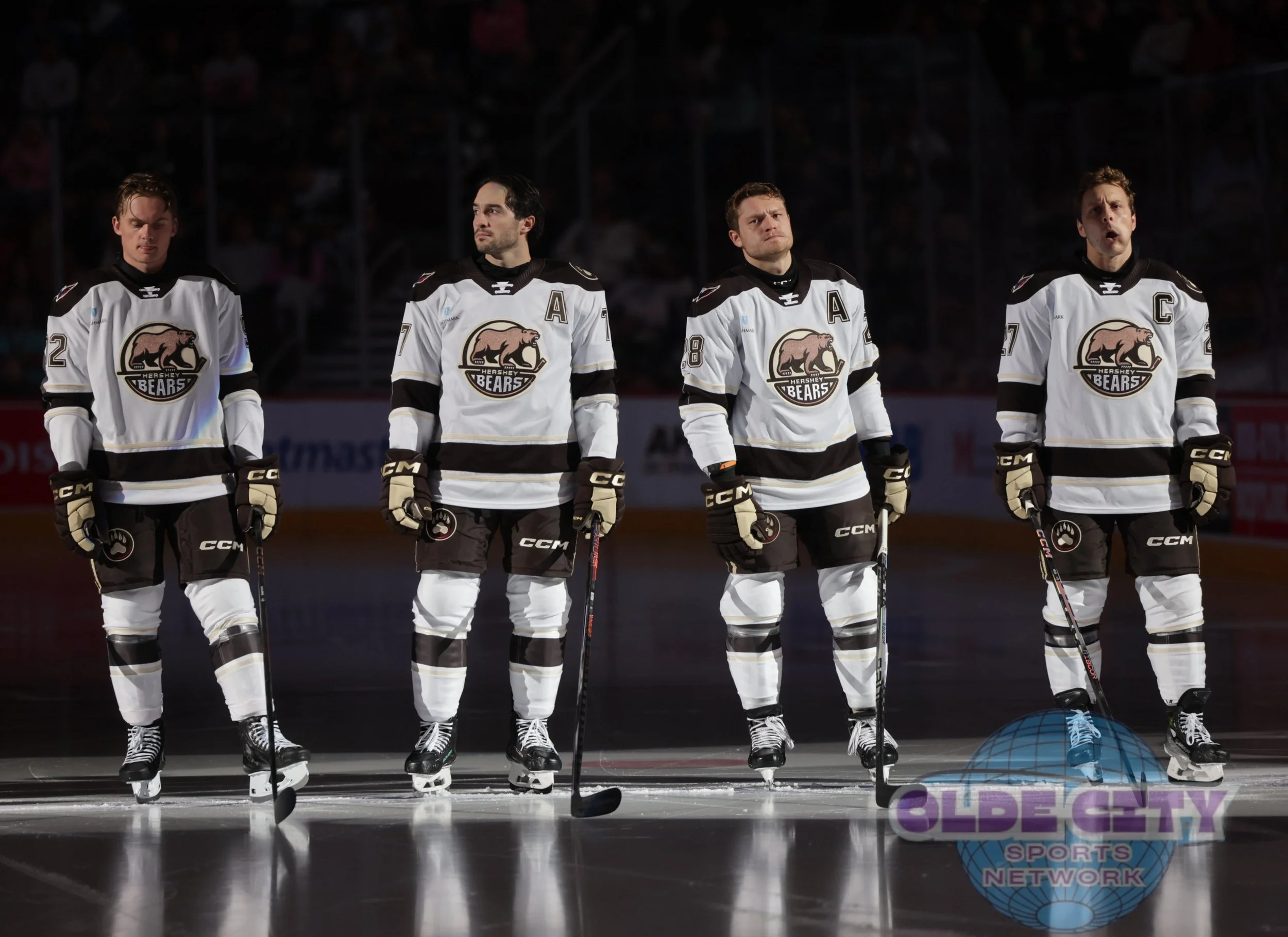 syracuse-crunch-vs-hershey-bears-10112025_54855153636_o.jpg