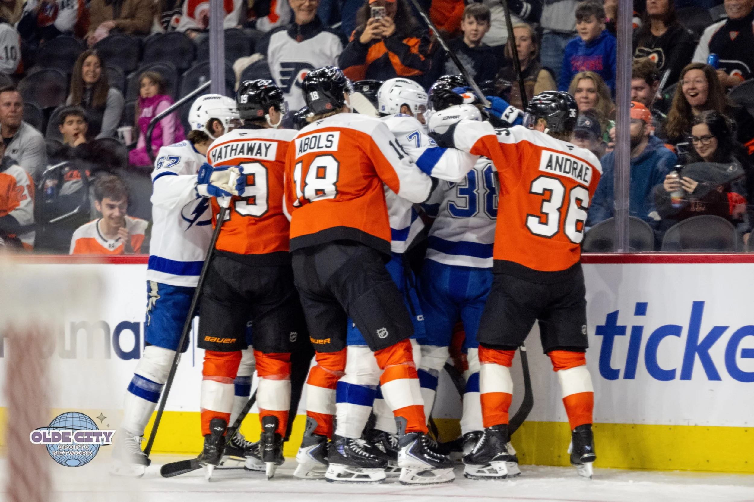 nhl-philadelphia-flyers-v-tampa-bay-lightning-01-10-26_55036730145_o.jpg