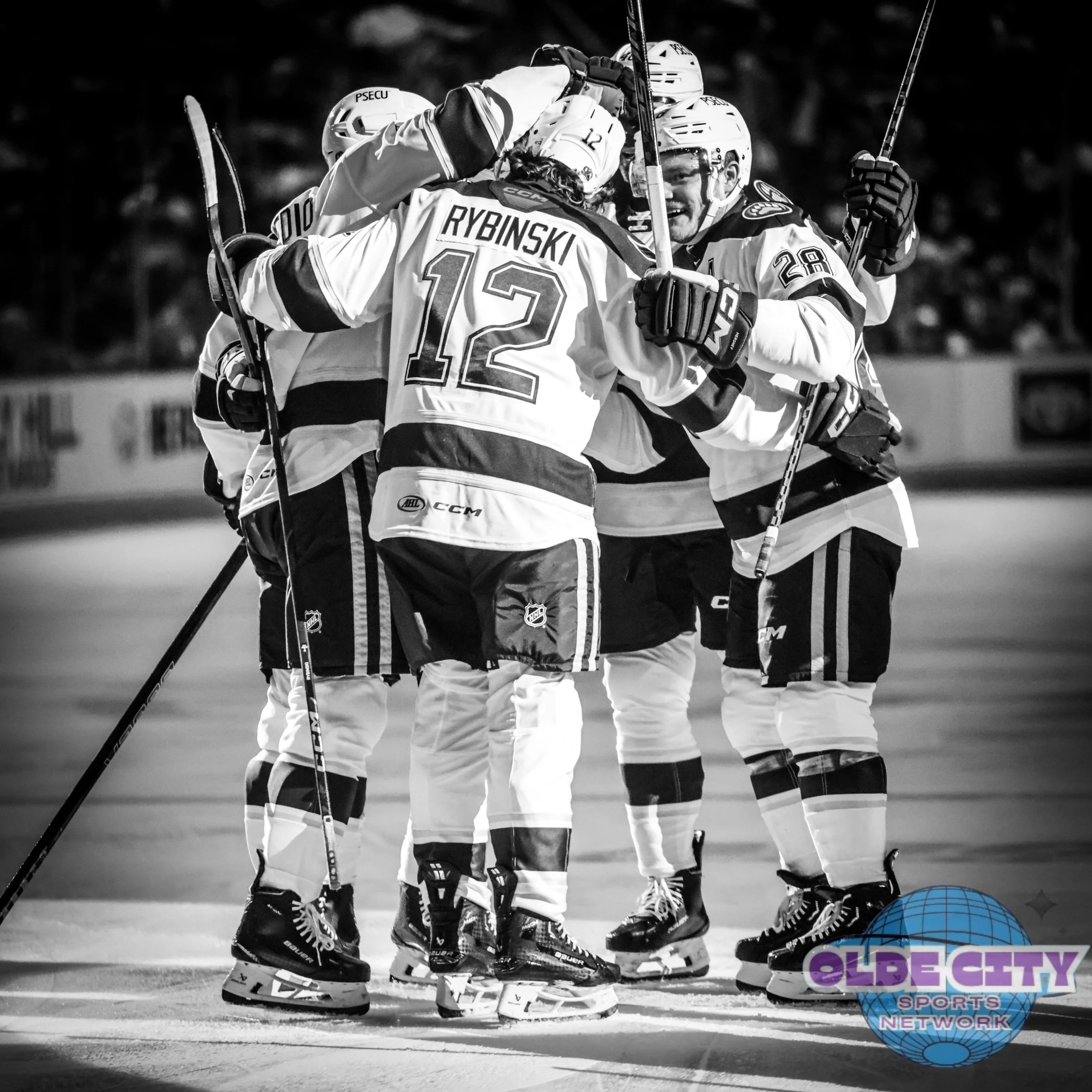 syracuse-crunch-vs-hershey-bears-10112025_54855153656_o.jpg