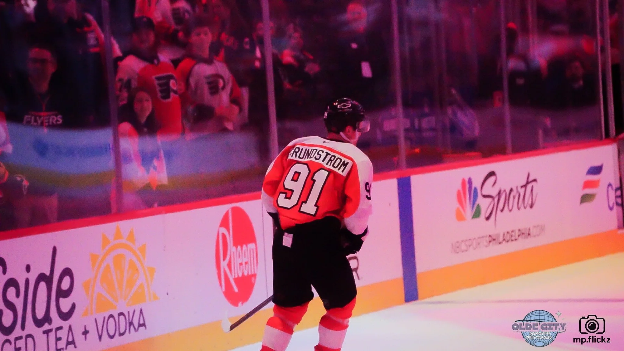 philadelphia-flyers-vs-san-jose-sharks-12-9-25_54976320611_o.jpg