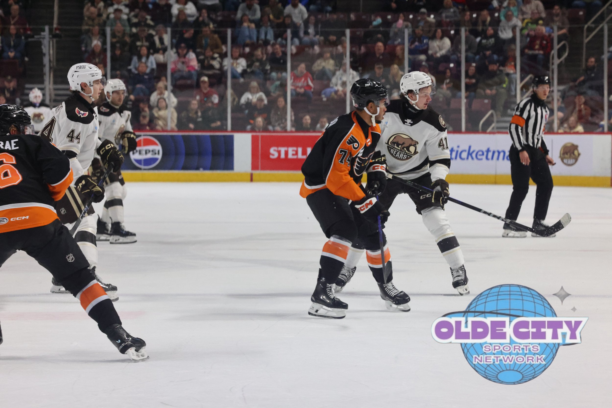 16.2 Lehigh Valley Phantoms v Hershey Bears 10.25.25.jpg