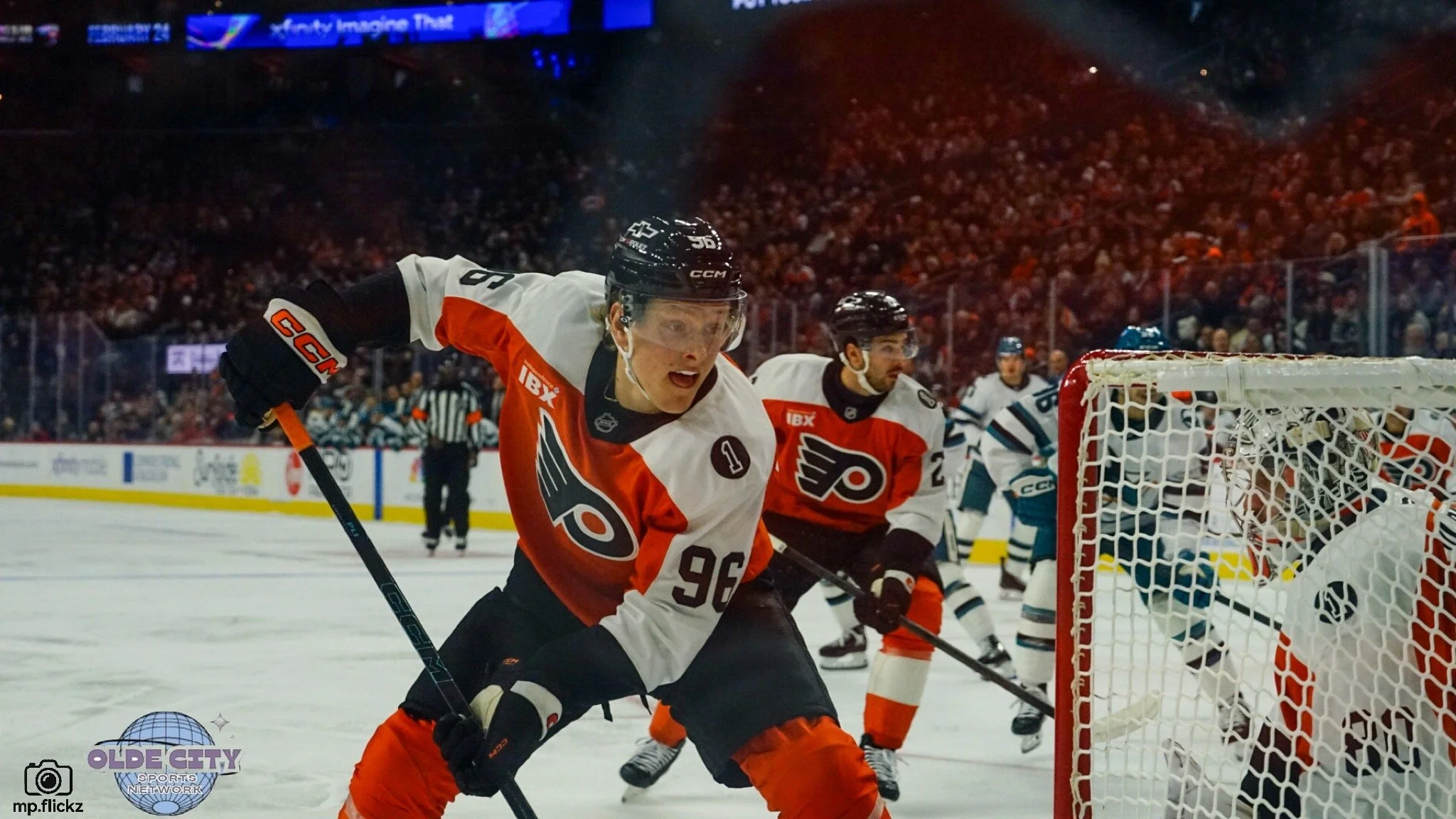 philadelphia-flyers-vs-san-jose-sharks-12-9-25_54975429577_o.jpg