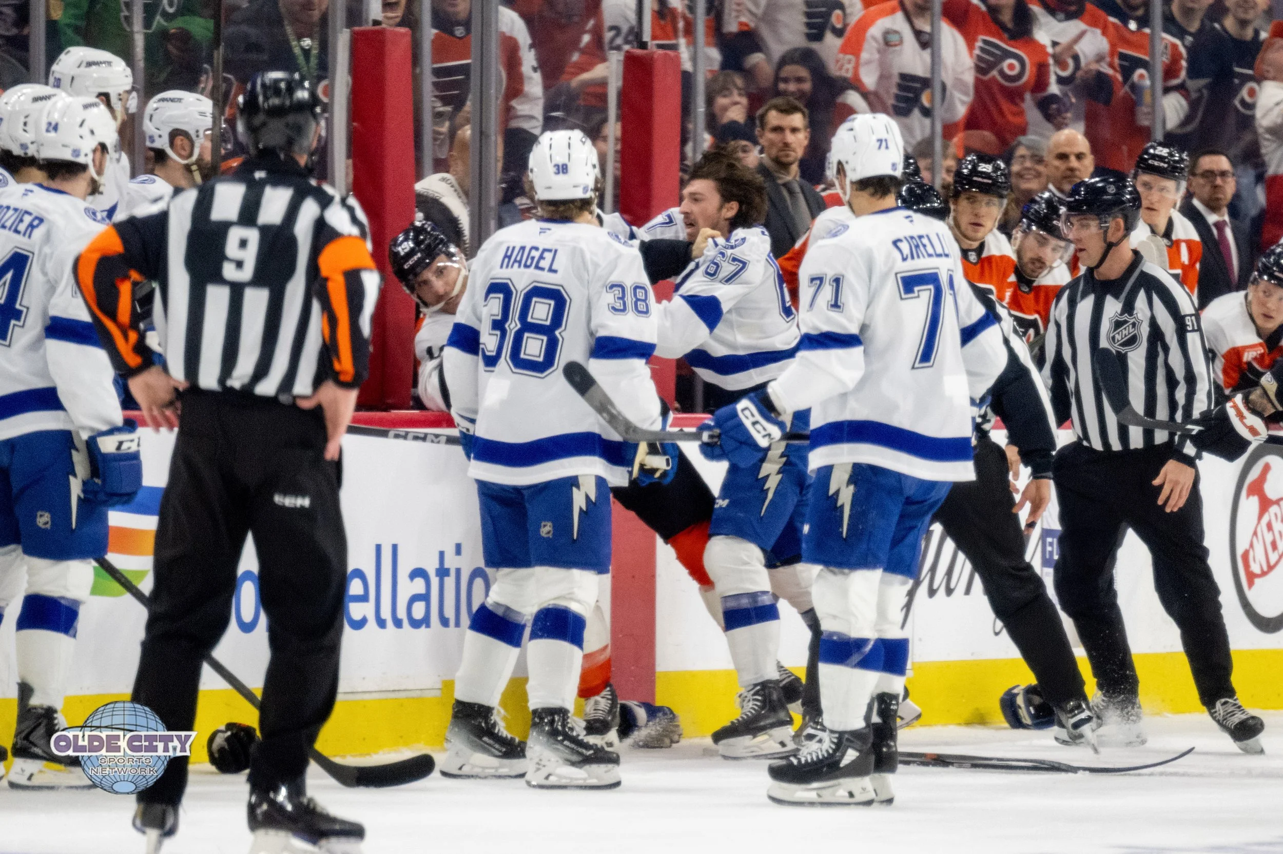 nhl-philadelphia-flyers-v-tampa-bay-lightning-01-10-26_55036566473_o.jpg