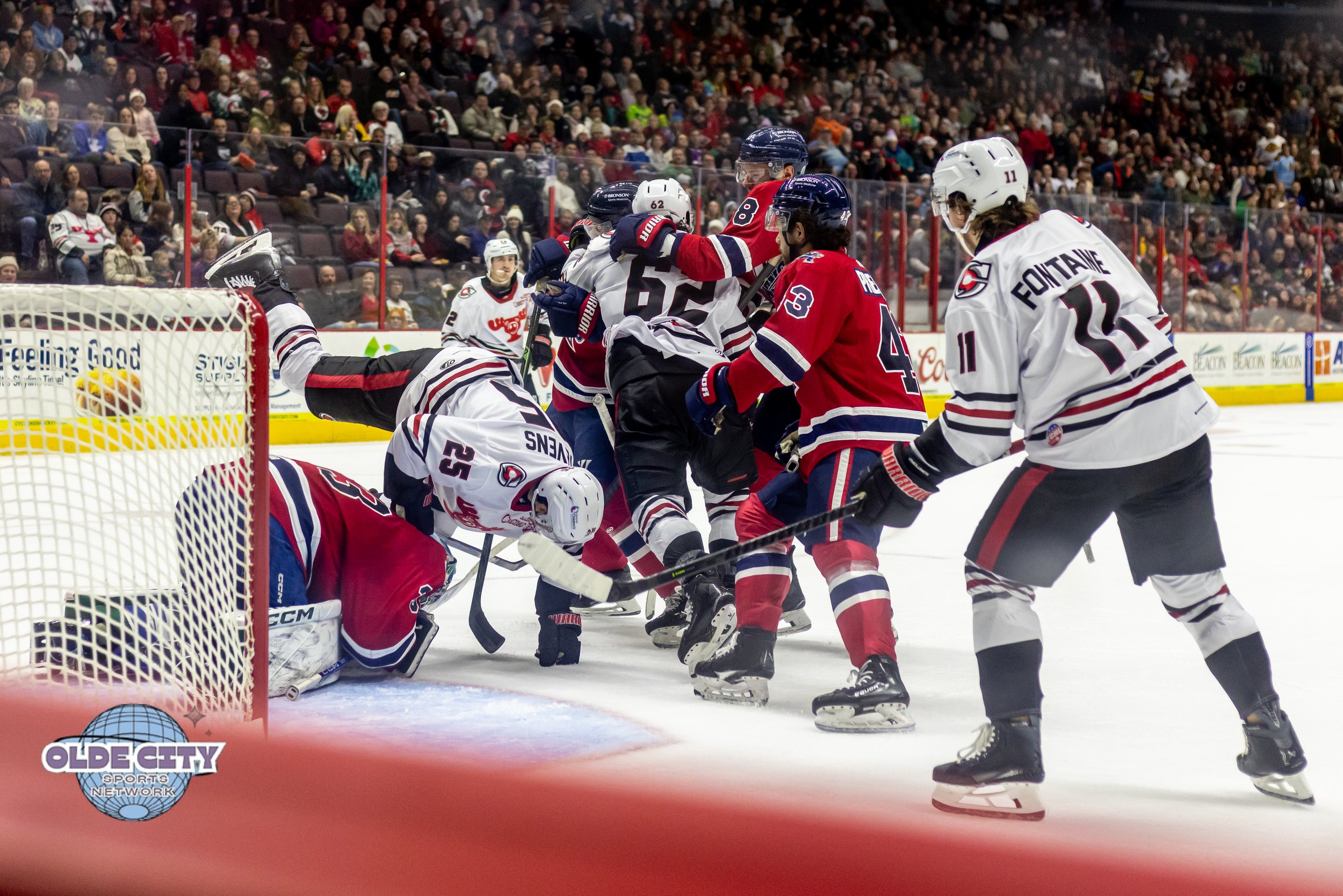 OCSN_CinCyclonesvsKalWings_12.12.25_KS-65.jpg