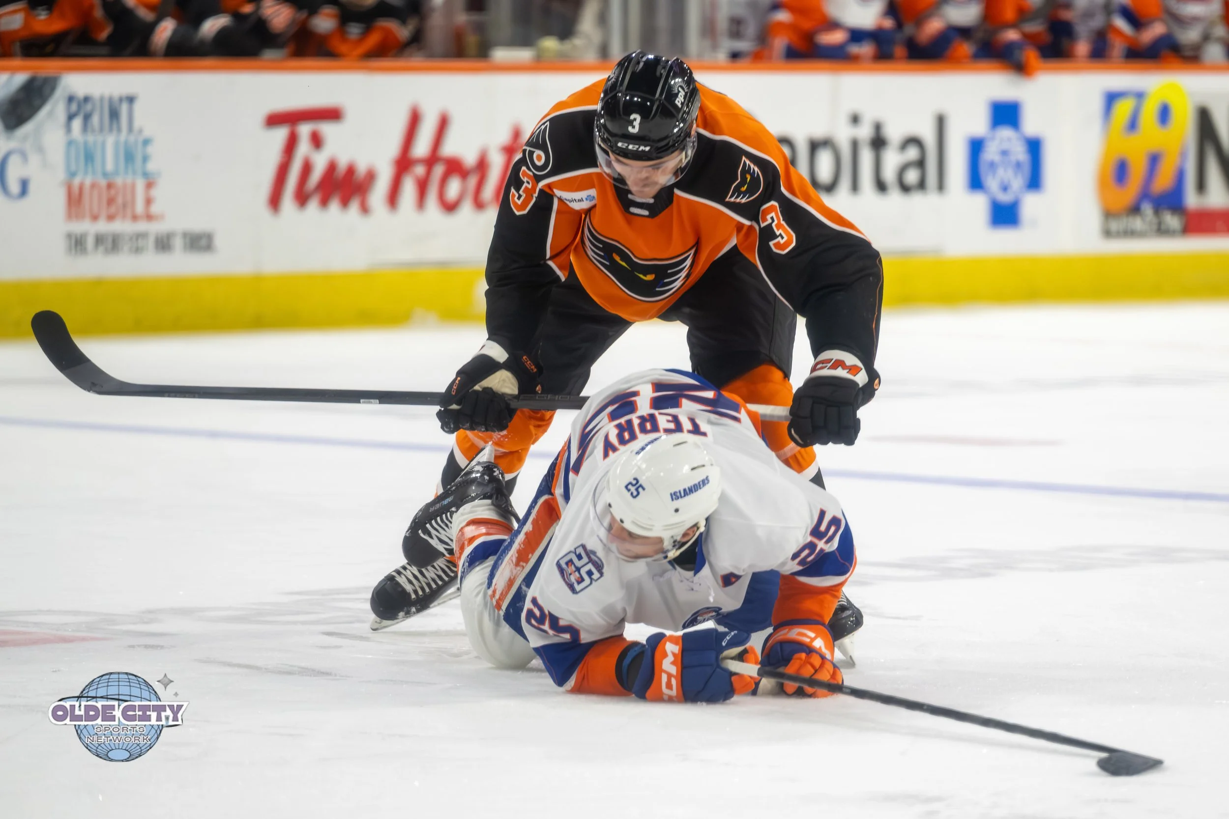 OCS LV Phantoms v Bridgeport Islanders 04-11-26-8.jpg