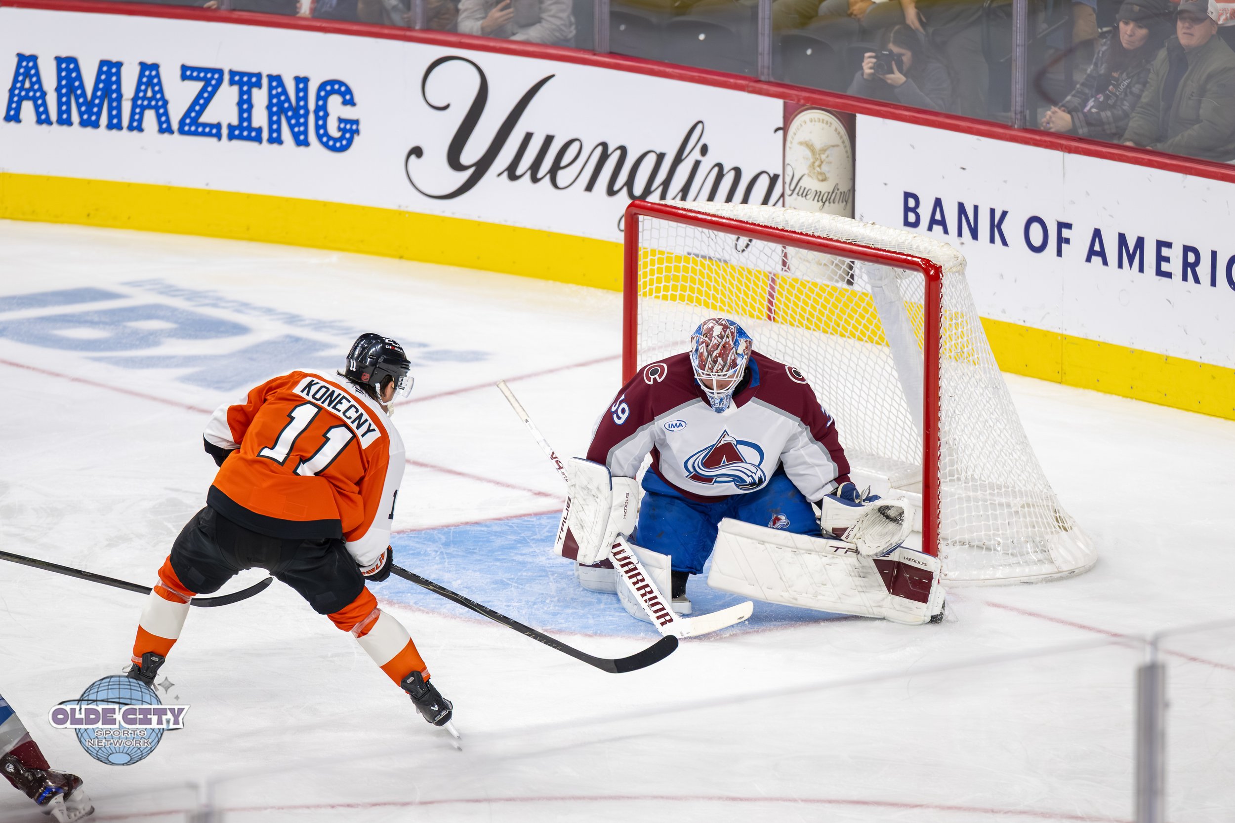 NHL Philadelphia Flyers v Colorado Avalanche 12-07-25 03599.jpg