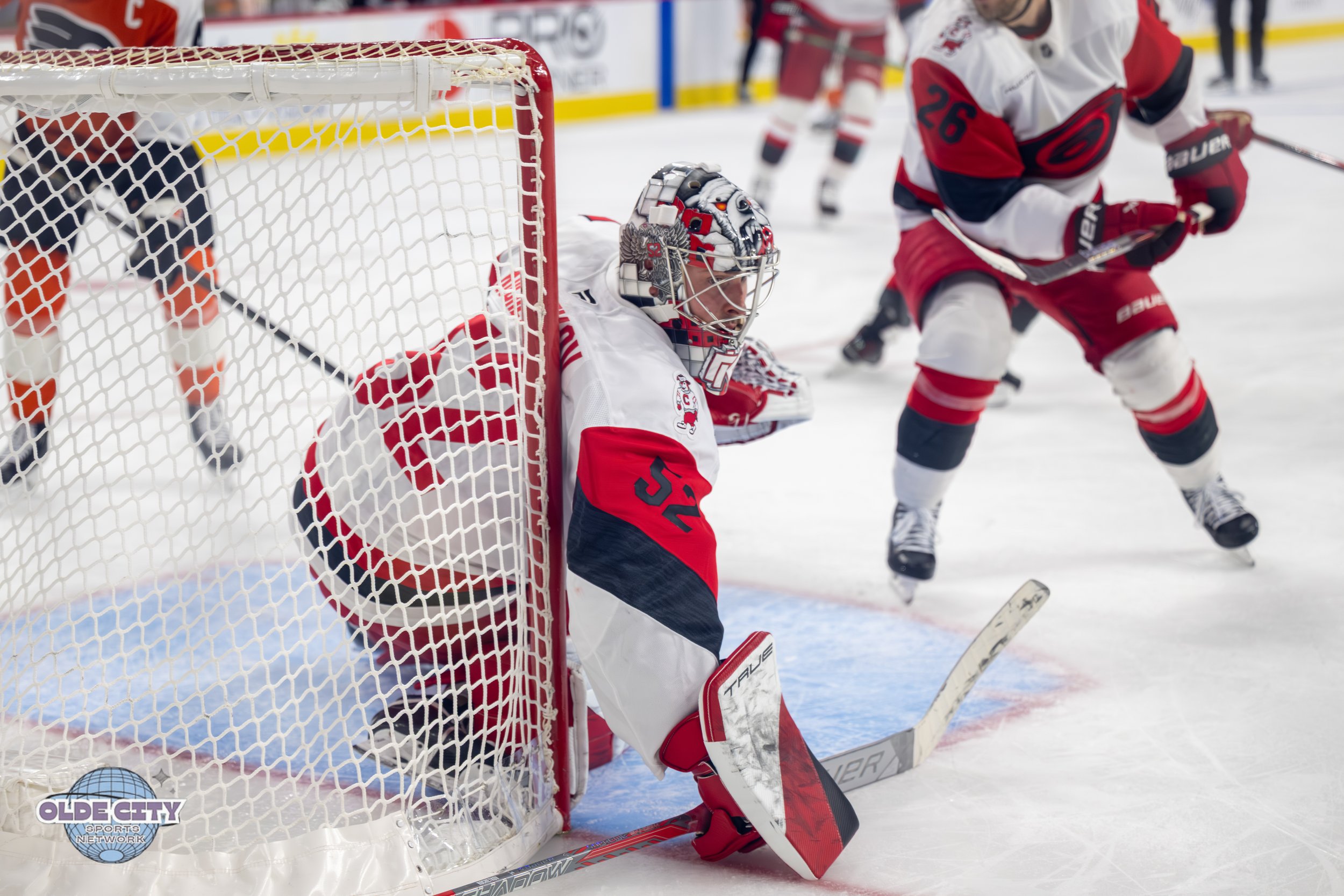 NHL Philadelphia Flyers v Carolina Hurricanes 12-13-25 01708.jpg