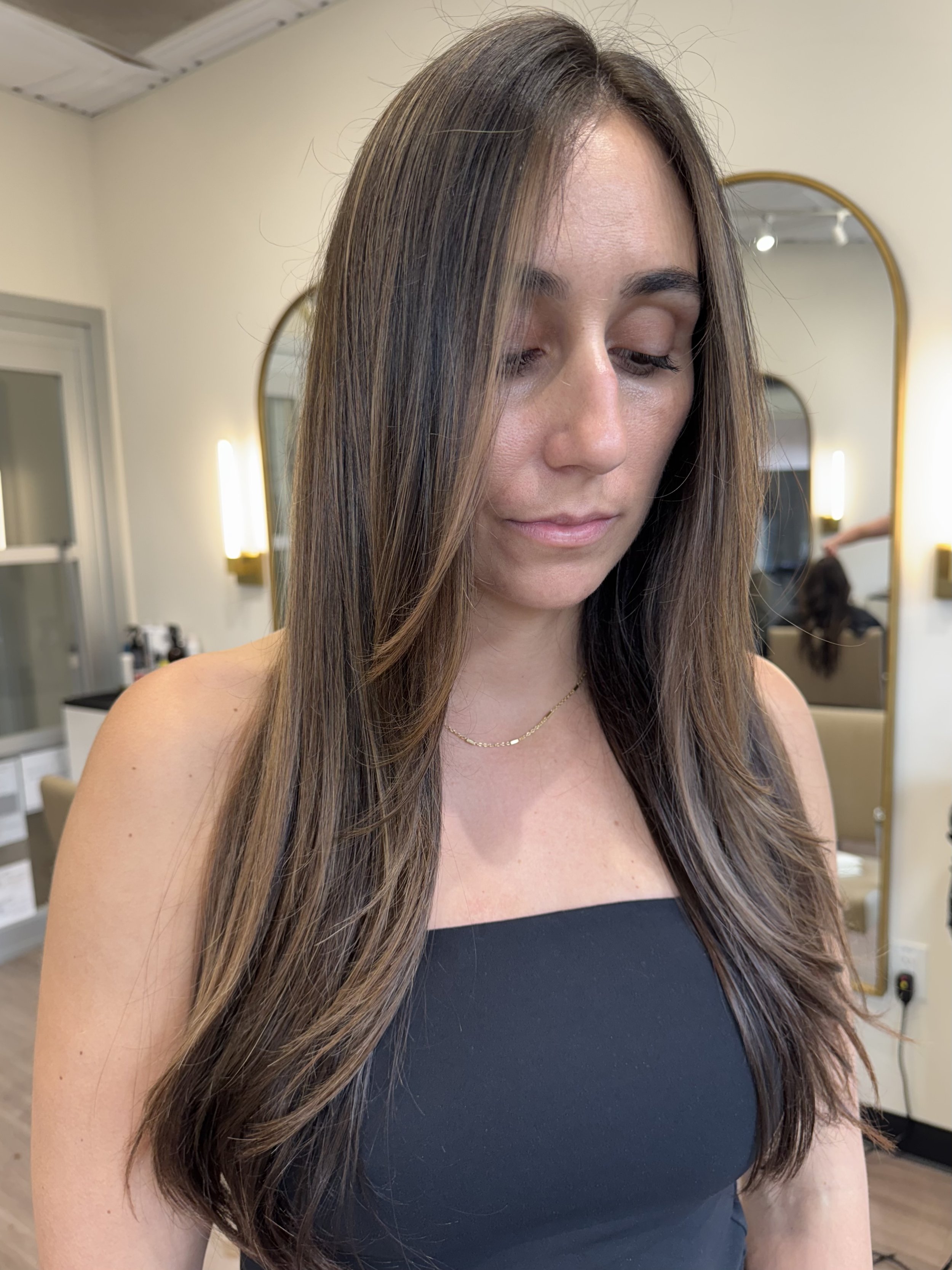 Dimensional brunette by Baylee