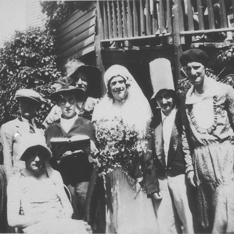 Blokes throwing bouquets – by Yves Rees