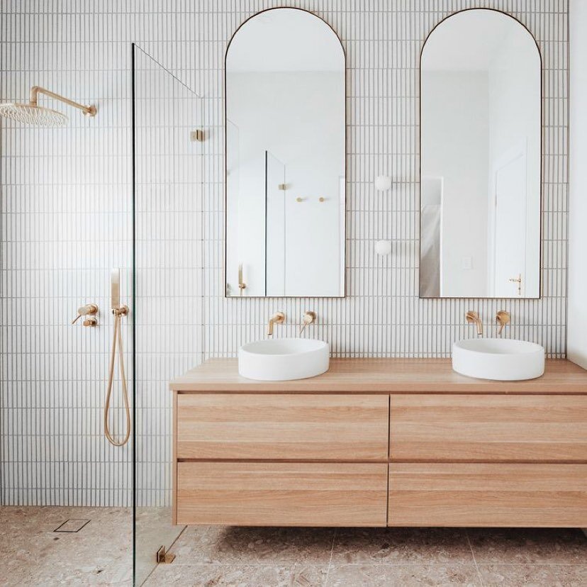 Terrazzo + timber &gt;&gt; love this bathroom By @bungalow_on_seventh #inspo #neutralbathroom #doublesink #lightandbright