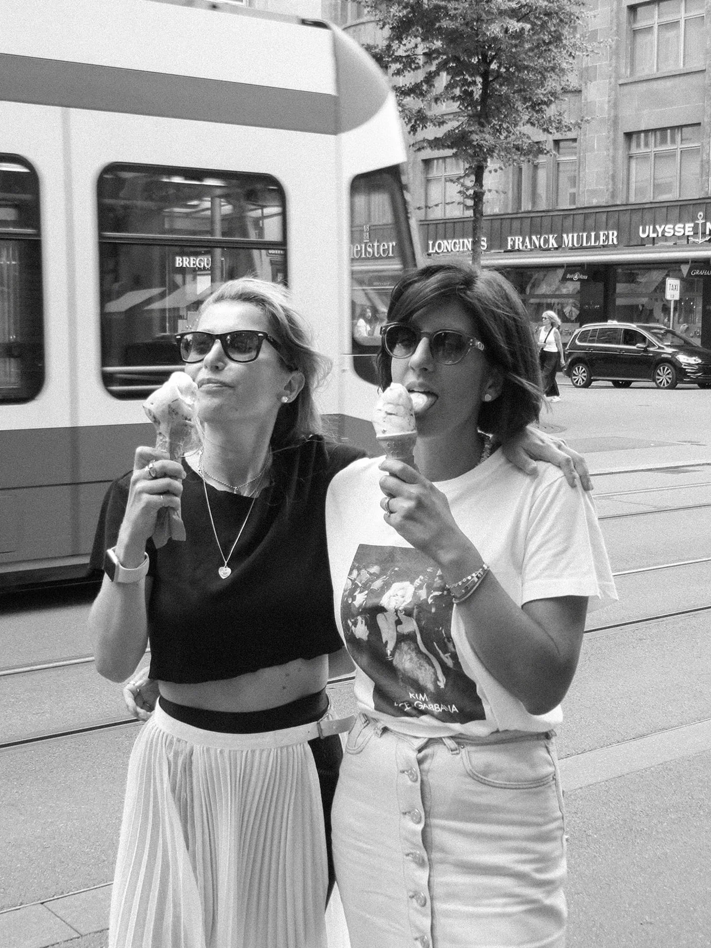 &bdquo;Living our best gelato life in Zurich&ldquo; - cheers🍦