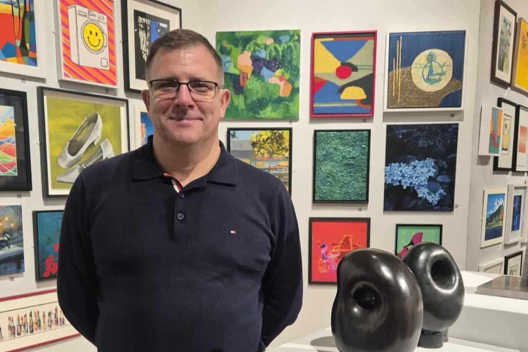 MARK AUSTIN