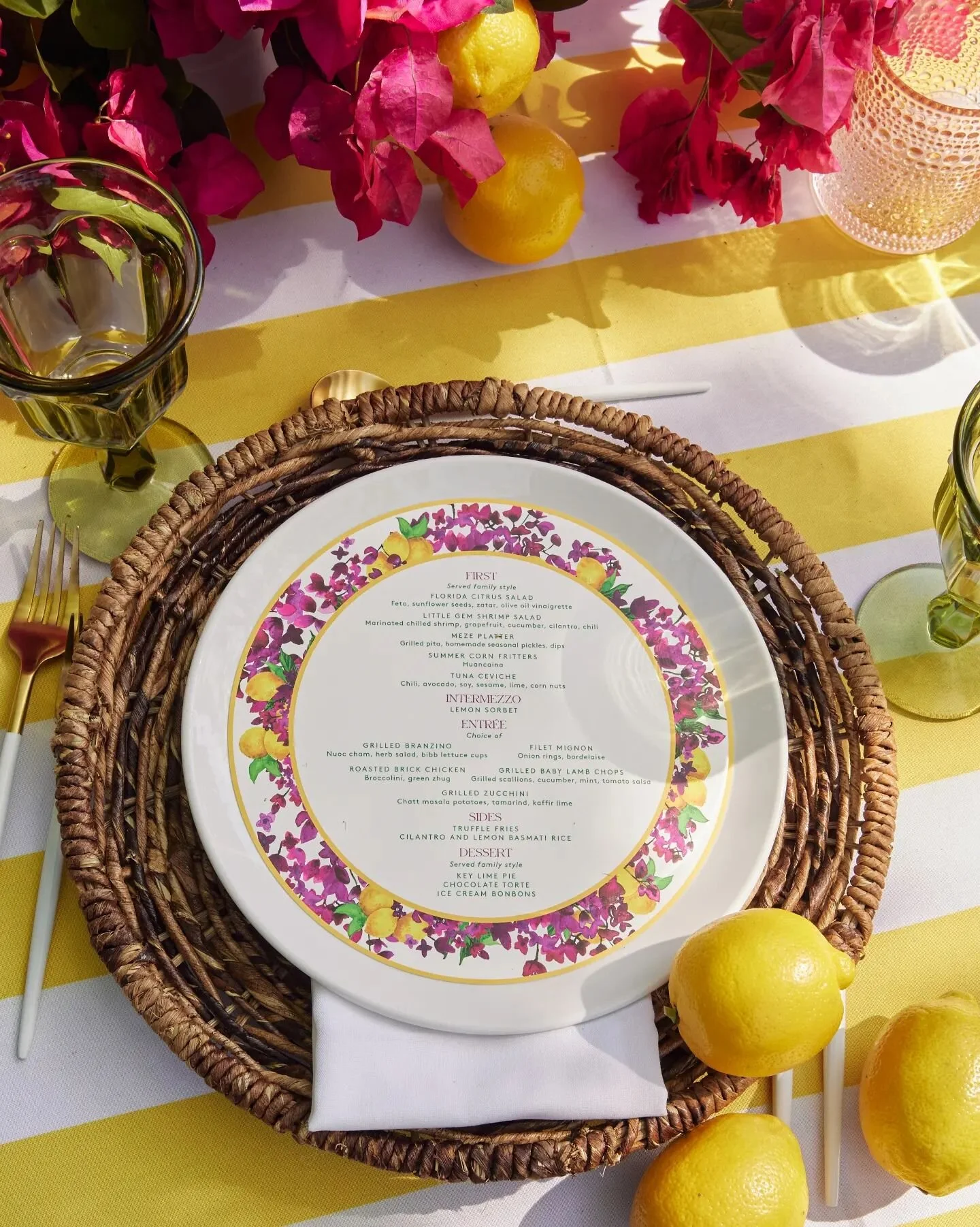 When life gives you lemons....
🍋 🍋 🌸🌸
Photography @christianothstudio 
Stationery @cecijohnson
Planning and Design @pdotevents 
Floral @iviejoyfloralarts