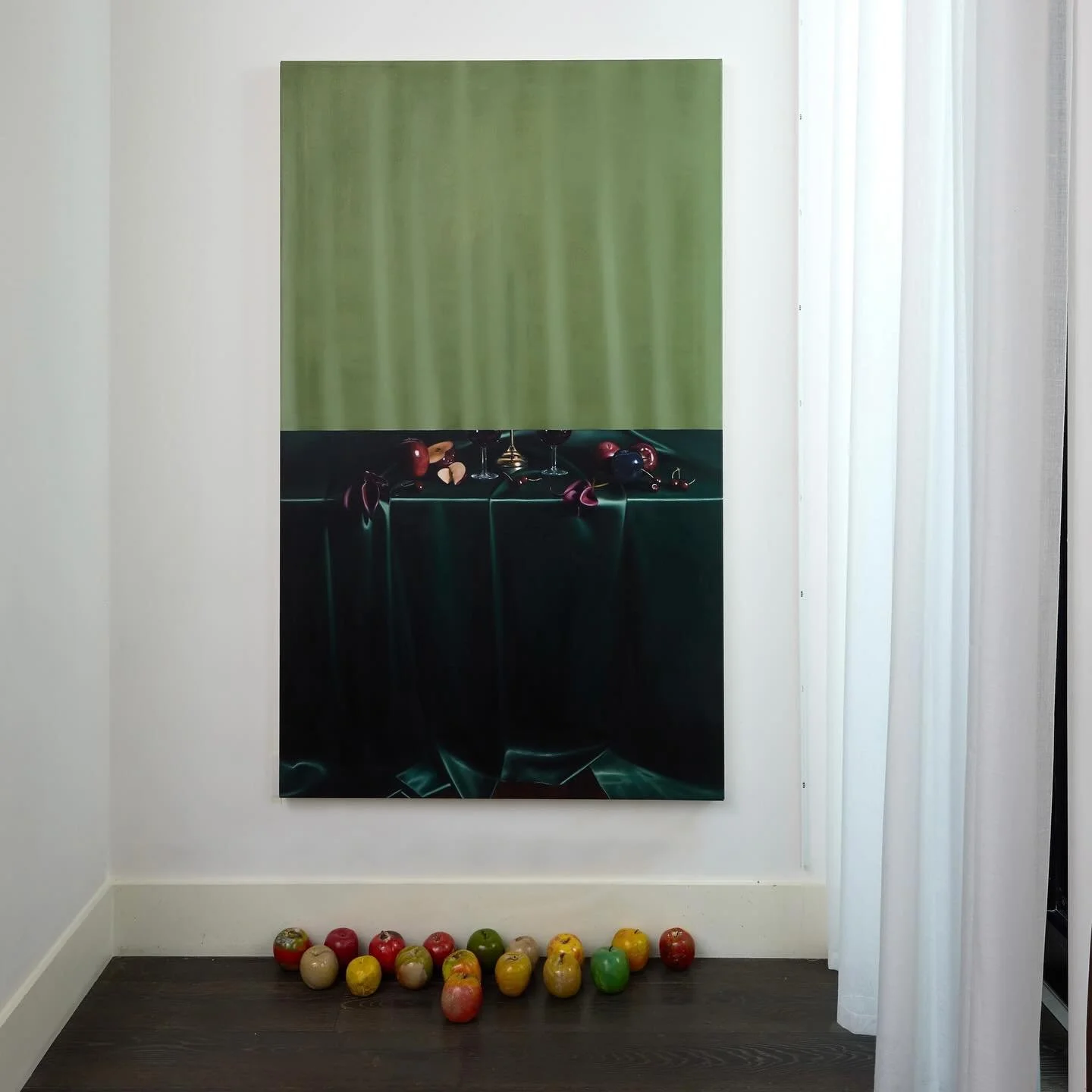 Danielle Fretwell, a gifted young painter from Boston. I discovered her work @minor.attractions via @_aliceamati 
Currently her work can be seen at a show by @apsara.studio and @vongoetz_ 
Danielle will have a solo presentation @newartdealers in NYC 