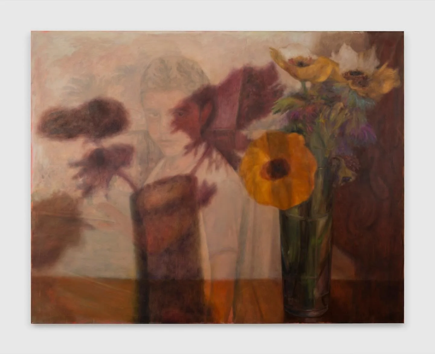 Nada Elkalaawy (b. 1995 Alexandria, Egypt) lives and works in London and holds an MFA from @sladeschool  Nada is interested in exploring time and memory. The subjects of her atmospheric paintings are often completely transformed only revealing their 