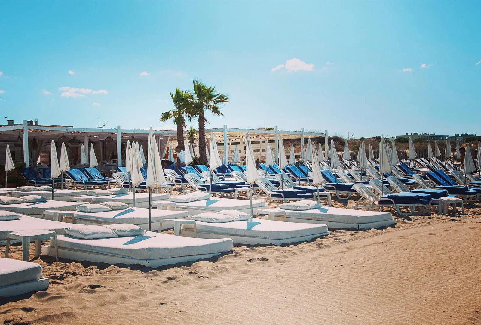 Des vacances en plage privée au GrauduRoi — La Baie du Roi