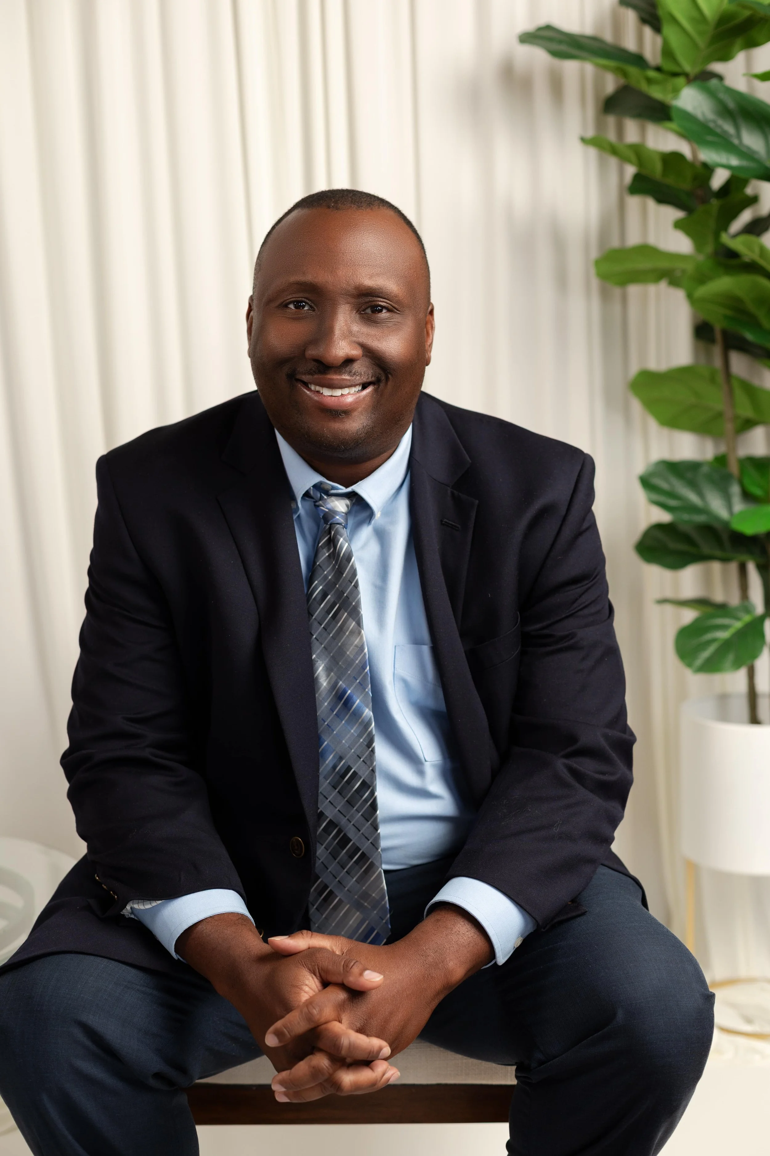 Walter Curry-min.jpg