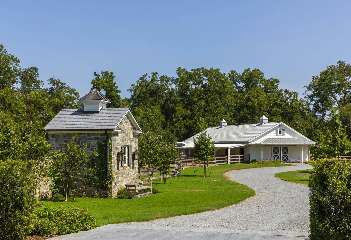 New construction that honors the past.

Architecture: @reagan_andre_architecture
Landscape: @eauxgram

#CustomHomeBuilder #LuxuryHomeBuilder #FarmhouseArchitecture #EuropeanFarmhouse #DreamHome #TimelessDesign #GunnConstructionAndBuilding