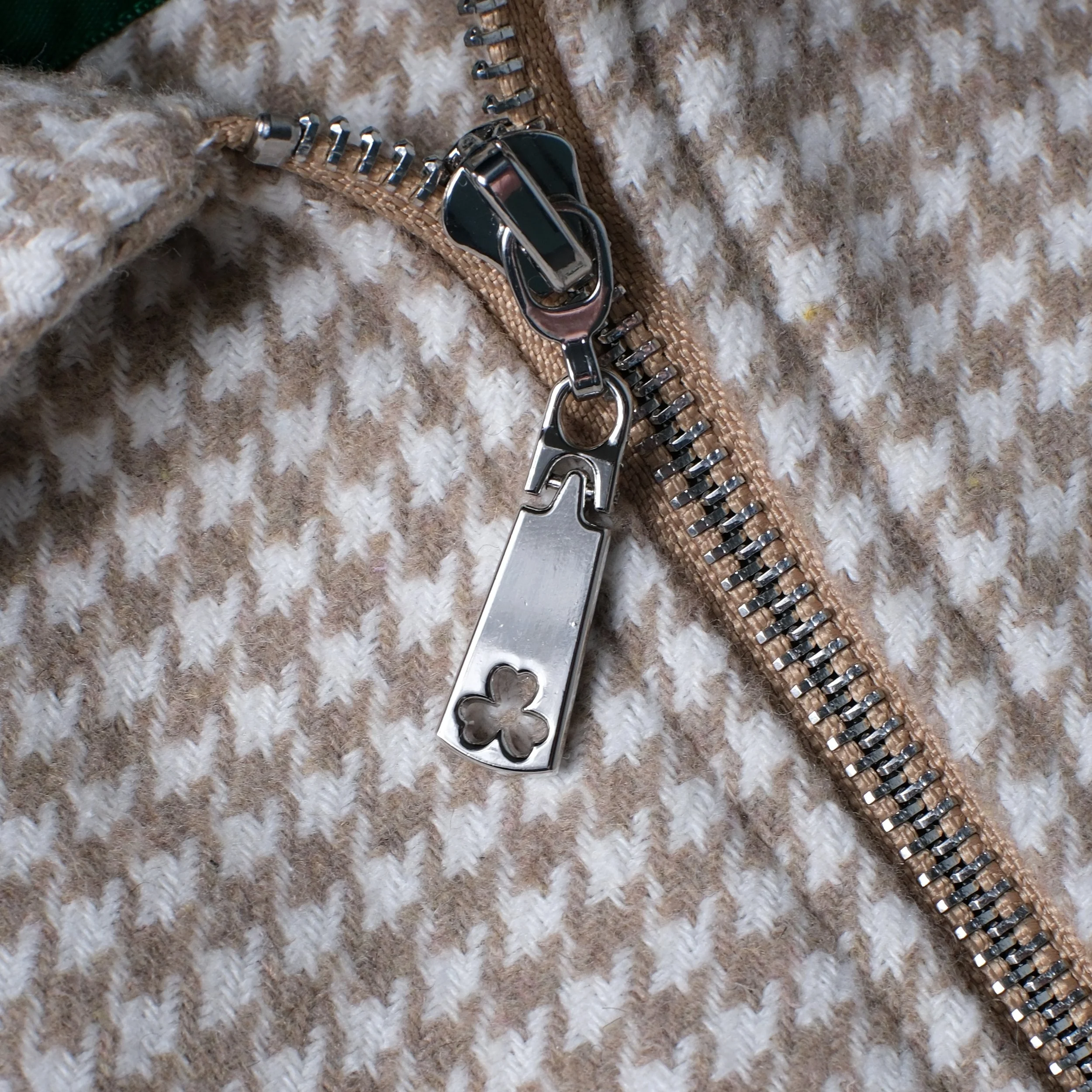 Close Up 2.jpg