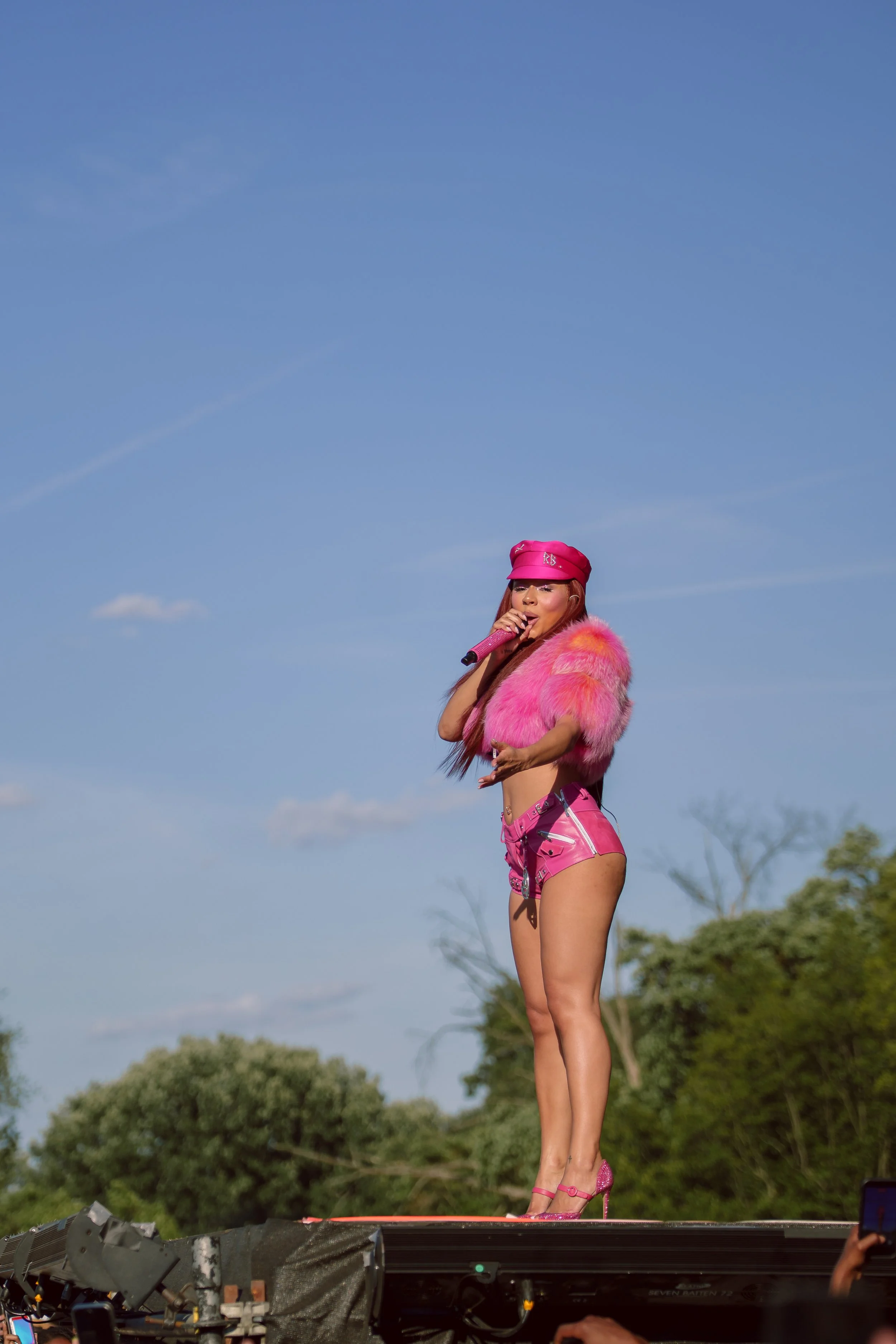 Mariah the Scientist performs at Roots Picnic 2026 in Philadelphia, PA. Photo by Kyle Claud / Kyle C Photography.