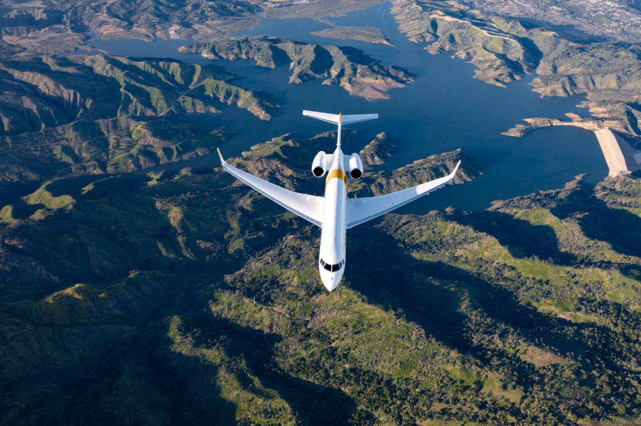 Does your flight planning and performance planning software run on Bombardier data?&nbsp;