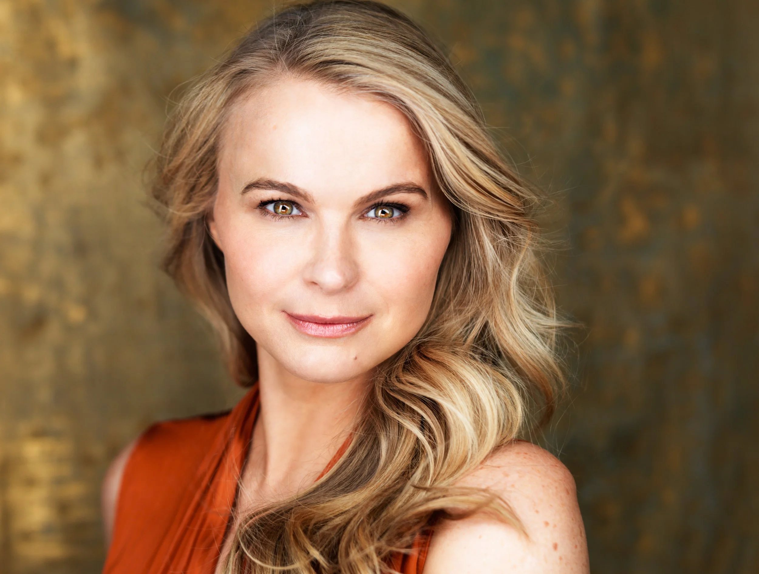 Stacie Bono Headshot.jpg