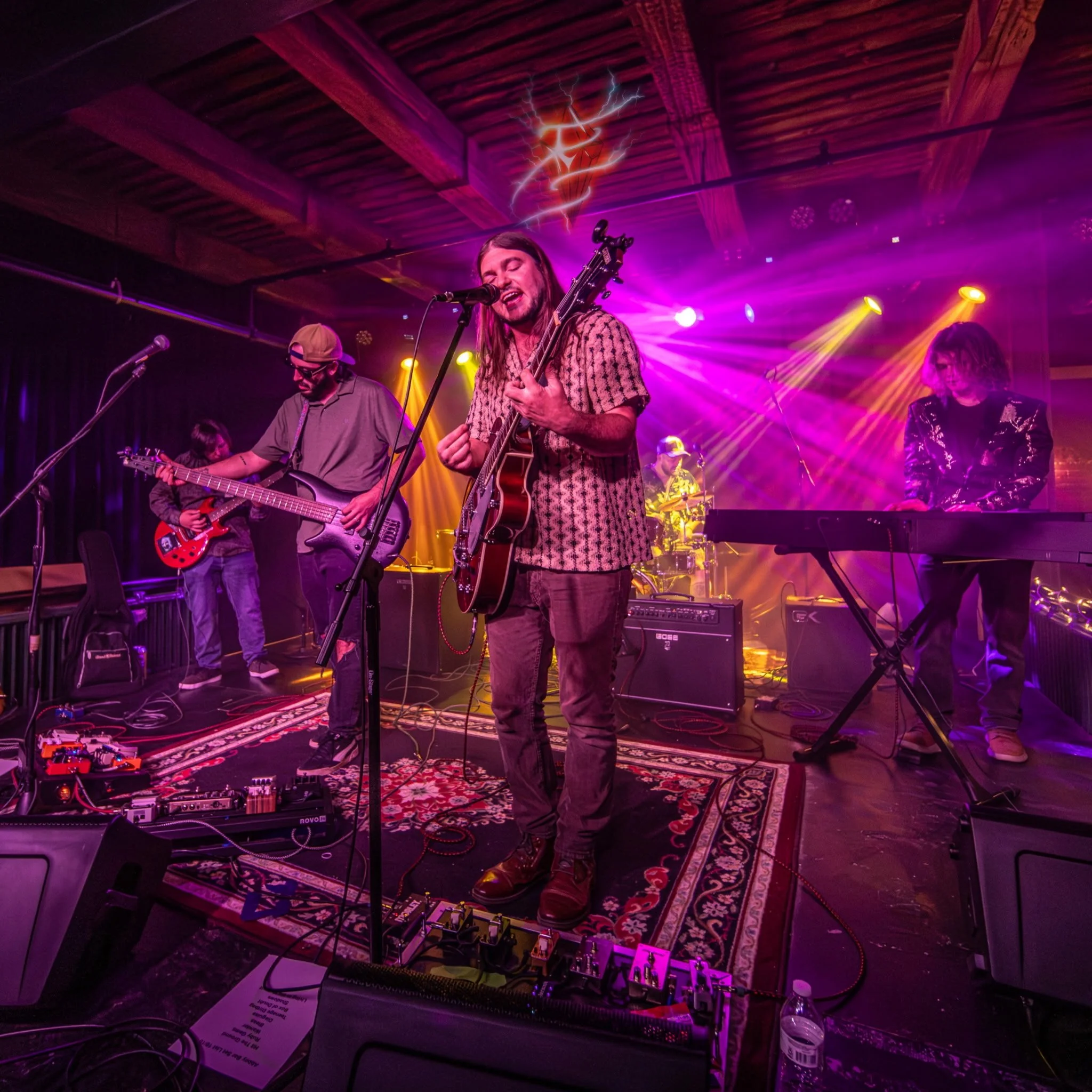 LIVE MUSIC - Lucid Ruby
