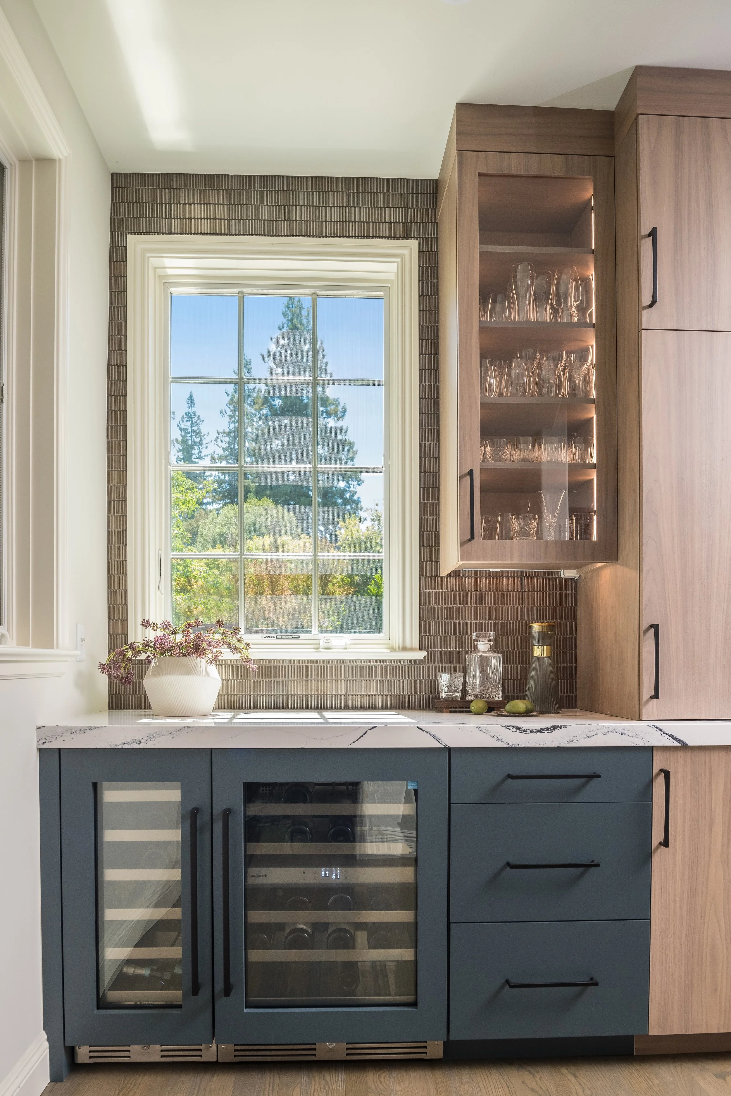 Menlo-Park-Transitional-Home-Bar-Small.jpeg