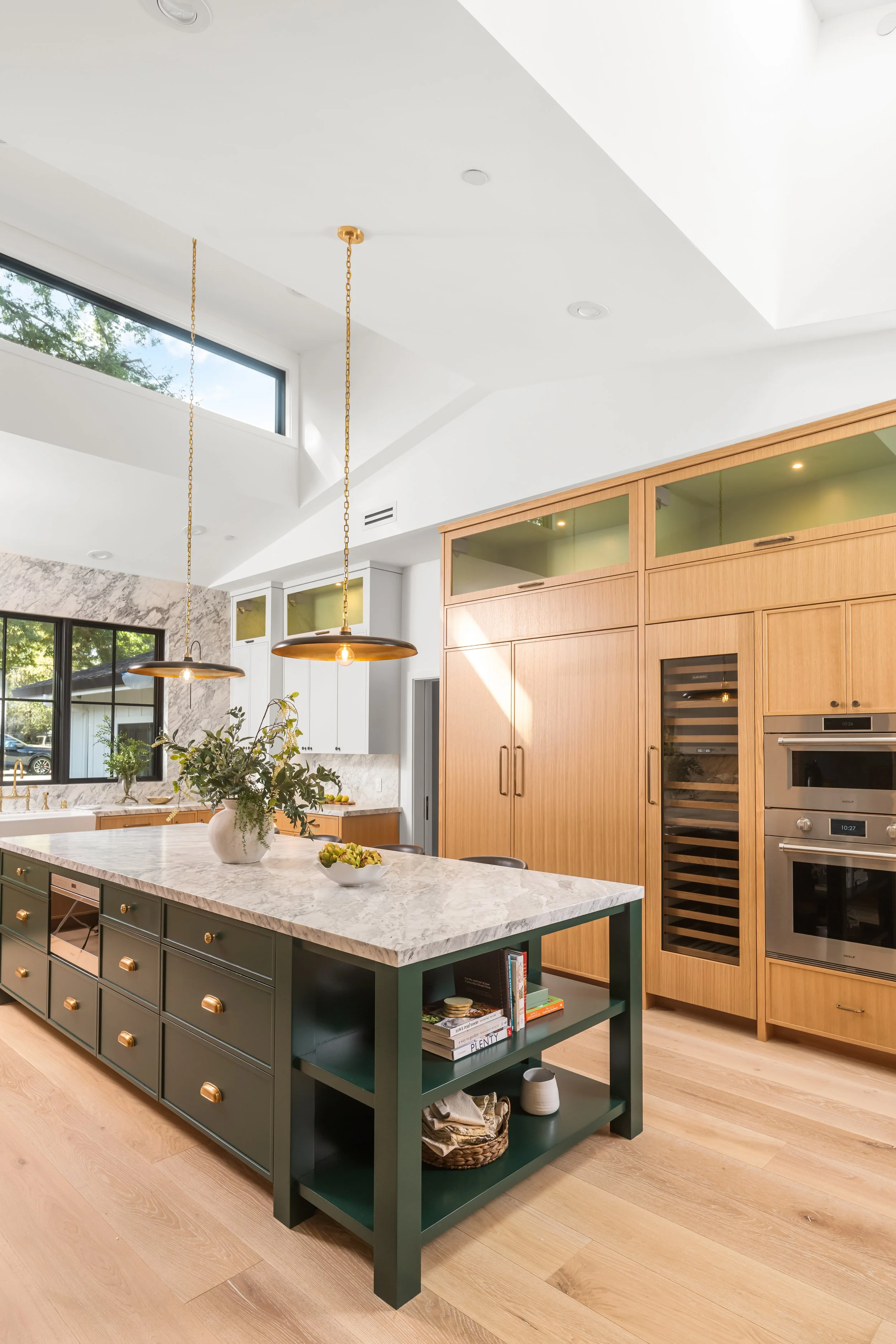 Los-Altos-Transitional-Kitchen-Curated-Cabinetry.JPG