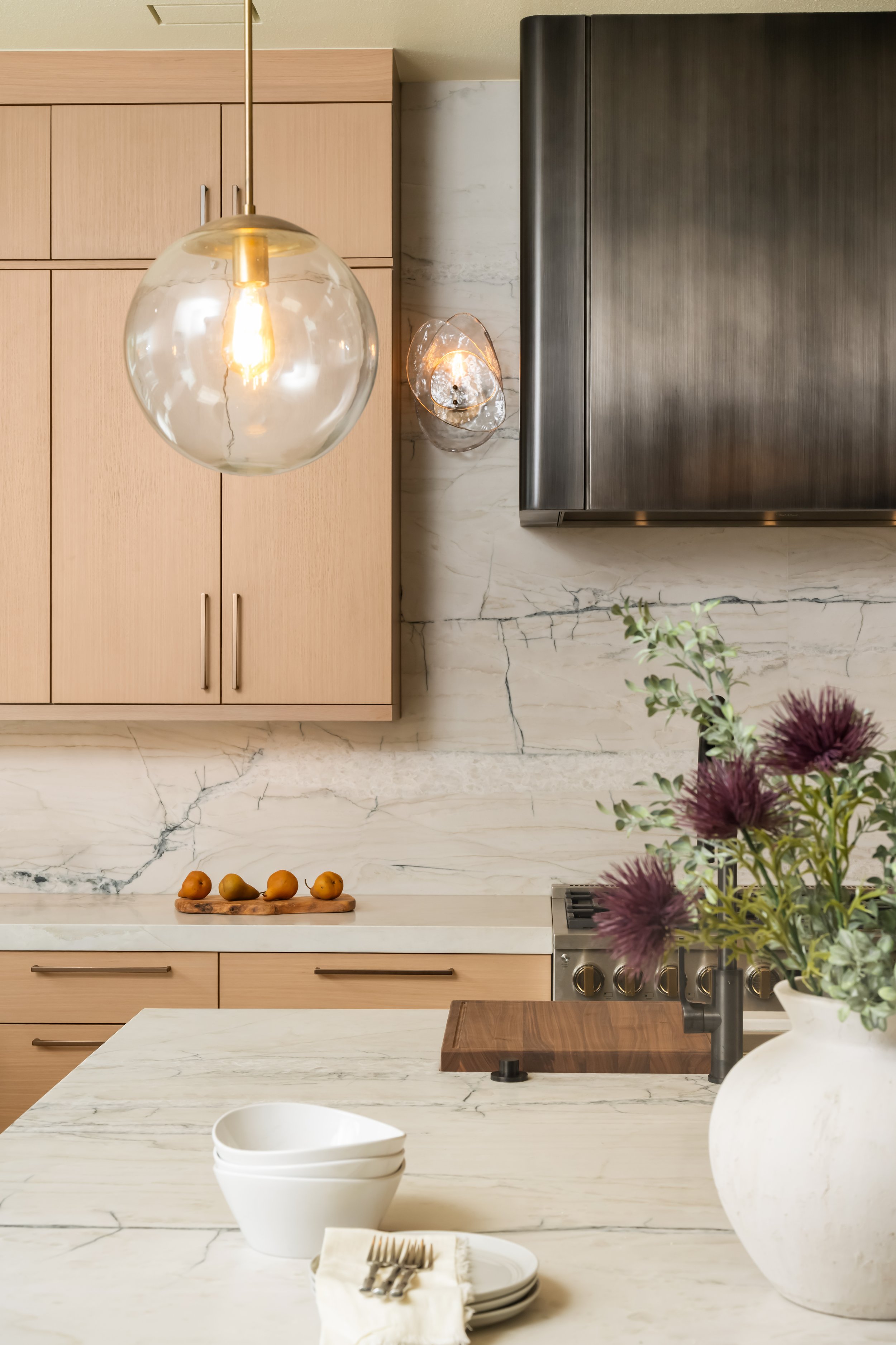 Almaden-Valley-Sophisticate-Stainless-Hood.JPG
