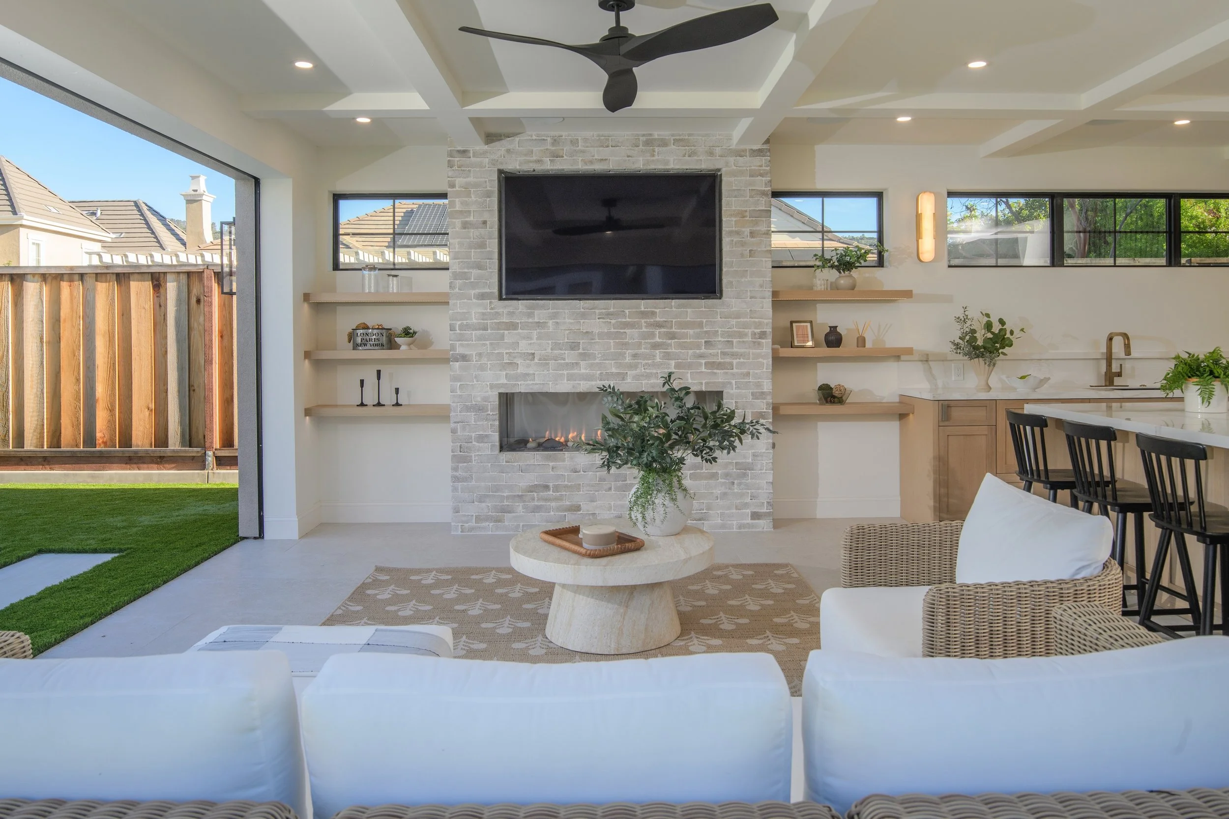 Morgan-Hill-Modern-Pool-House-TV.jpeg