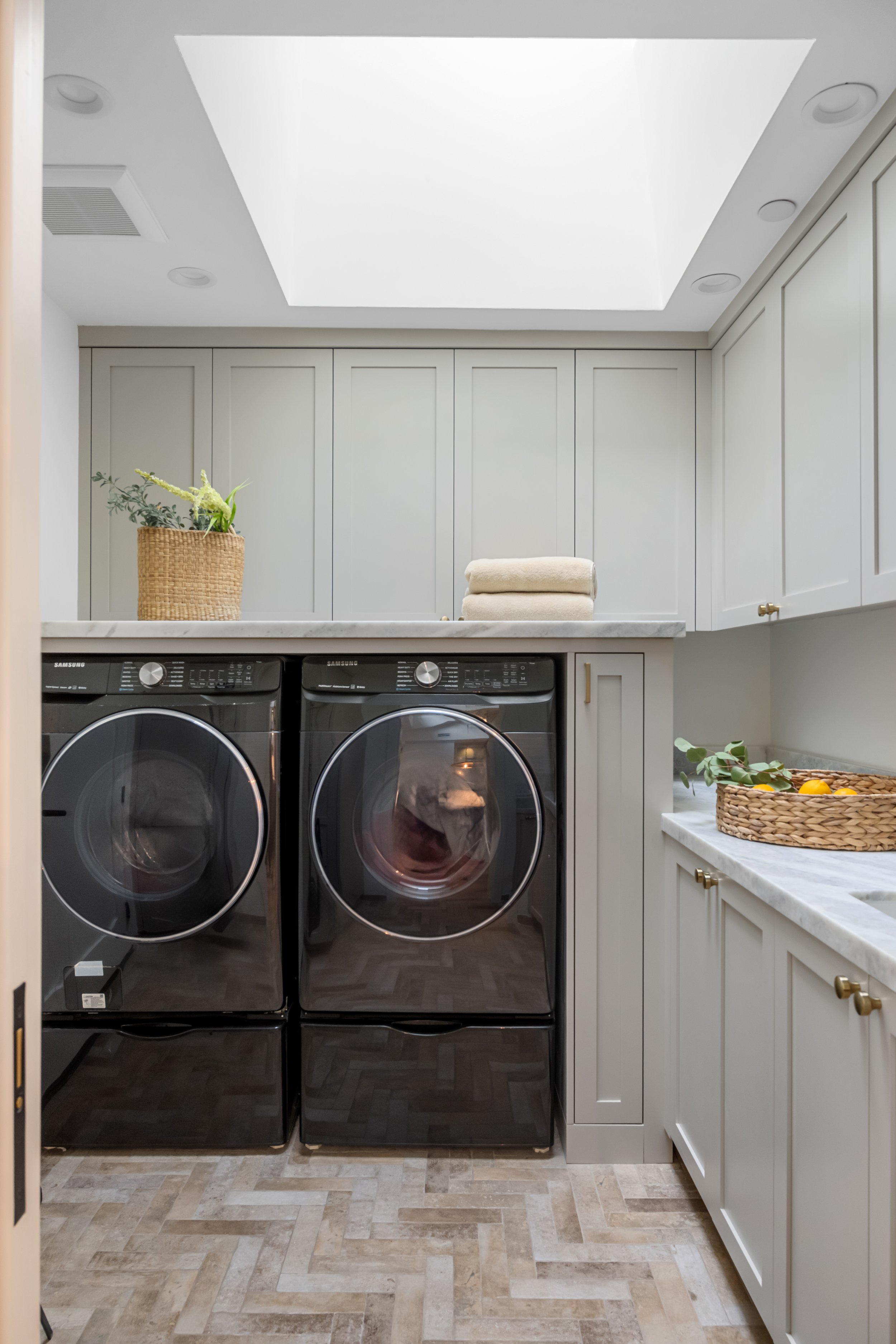 Los-Altos-Transitional-Laundry-Room.JPG