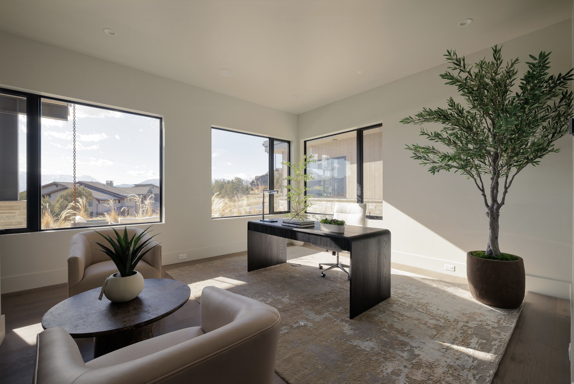 Red-Ledges-147-Office.png