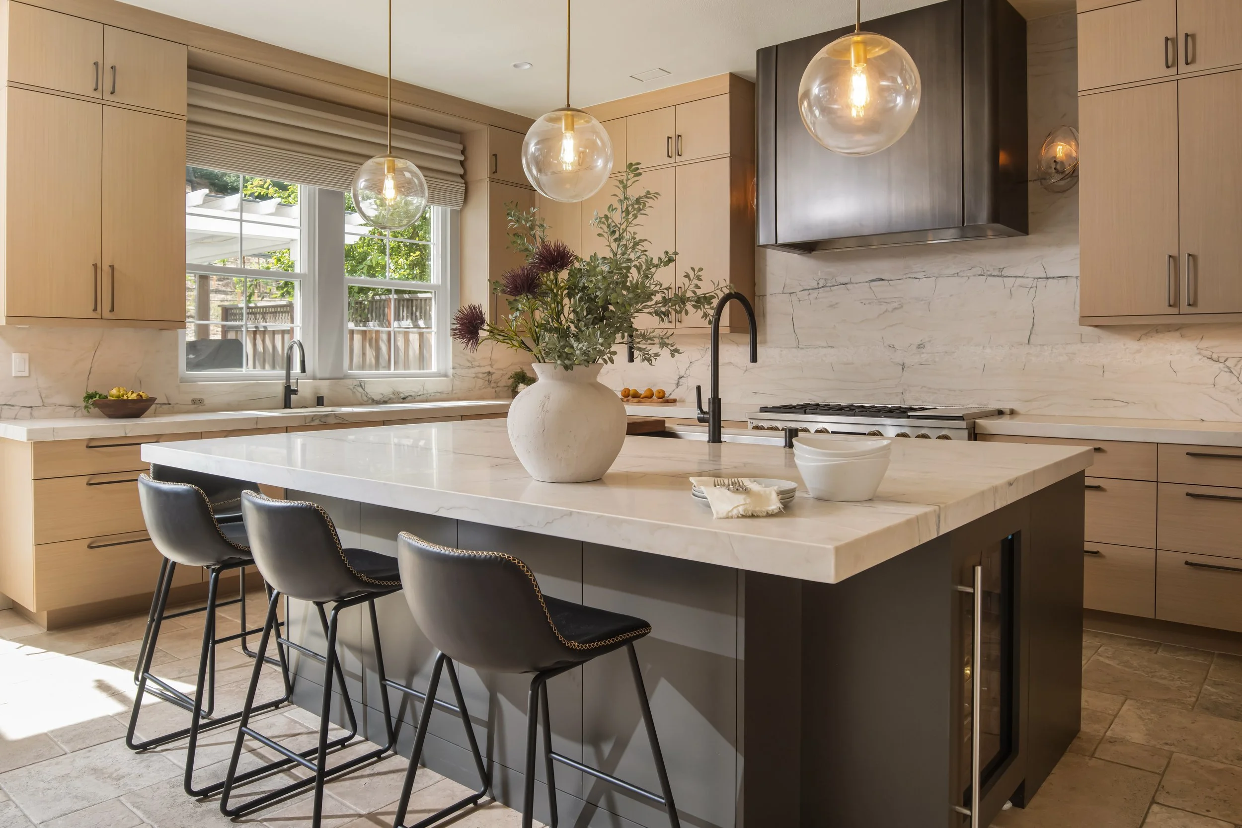 Almaden-Valley-Sophisticate-Kitchen-View.JPG