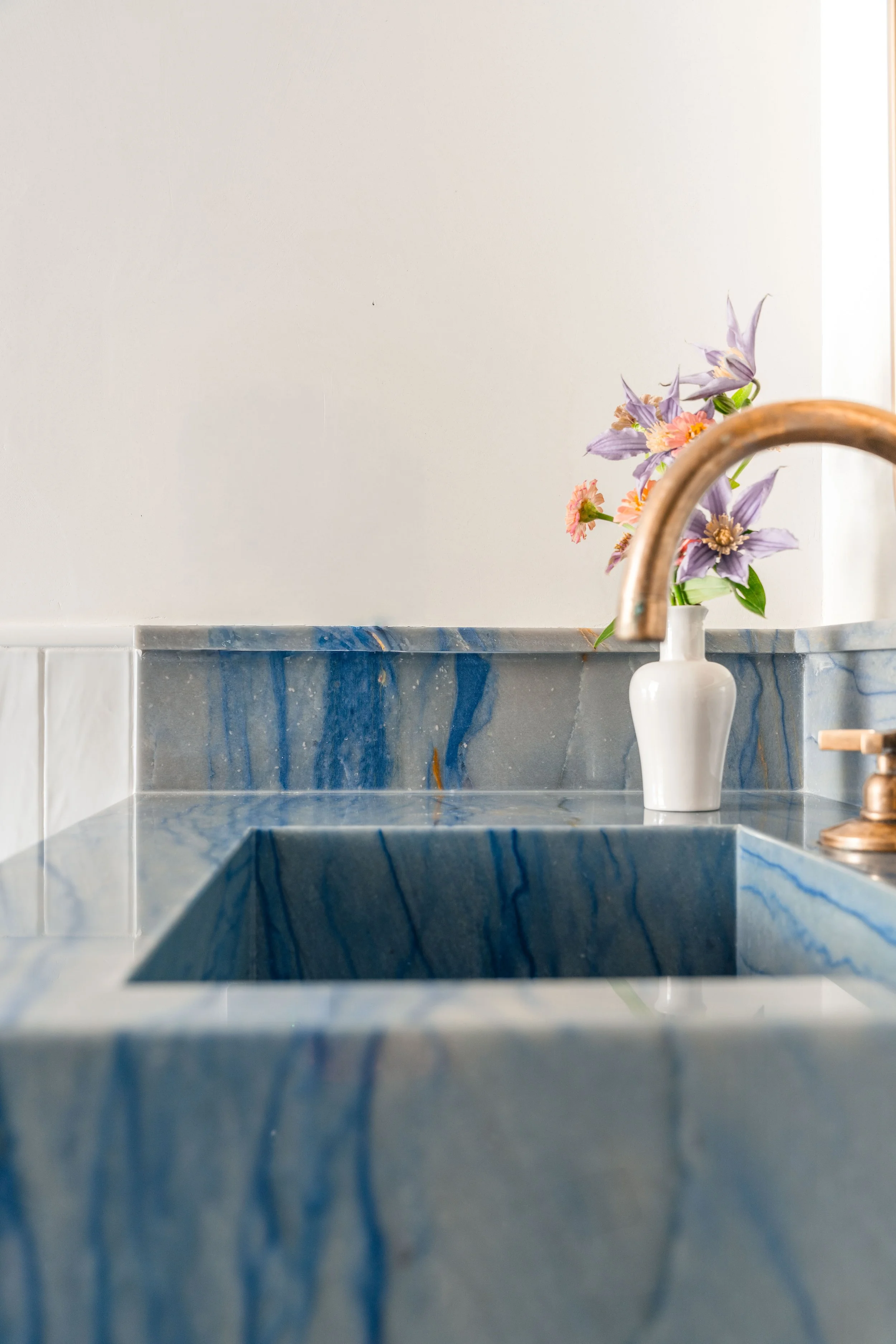 EM-1030.jpg