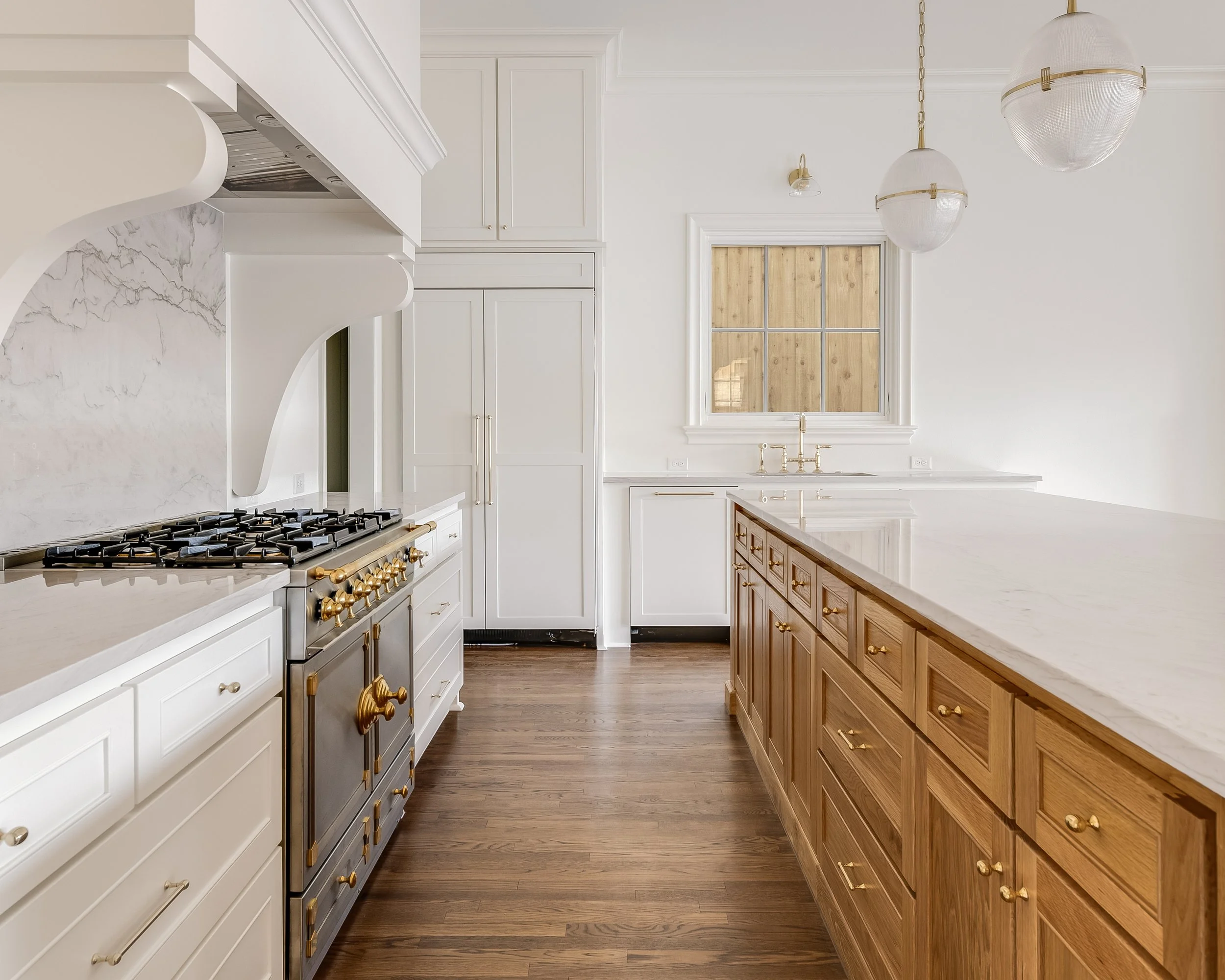 7026 La Vista Dr-4.jpg