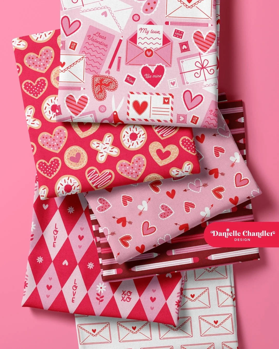 Ending the month of February with my second full collection of Valentine&rsquo;s Day prints! This one is inspired by creating and crafting, and the nostalgia of childhood classroom parties 💌 Which pattern is your favorite?

All available for licensi