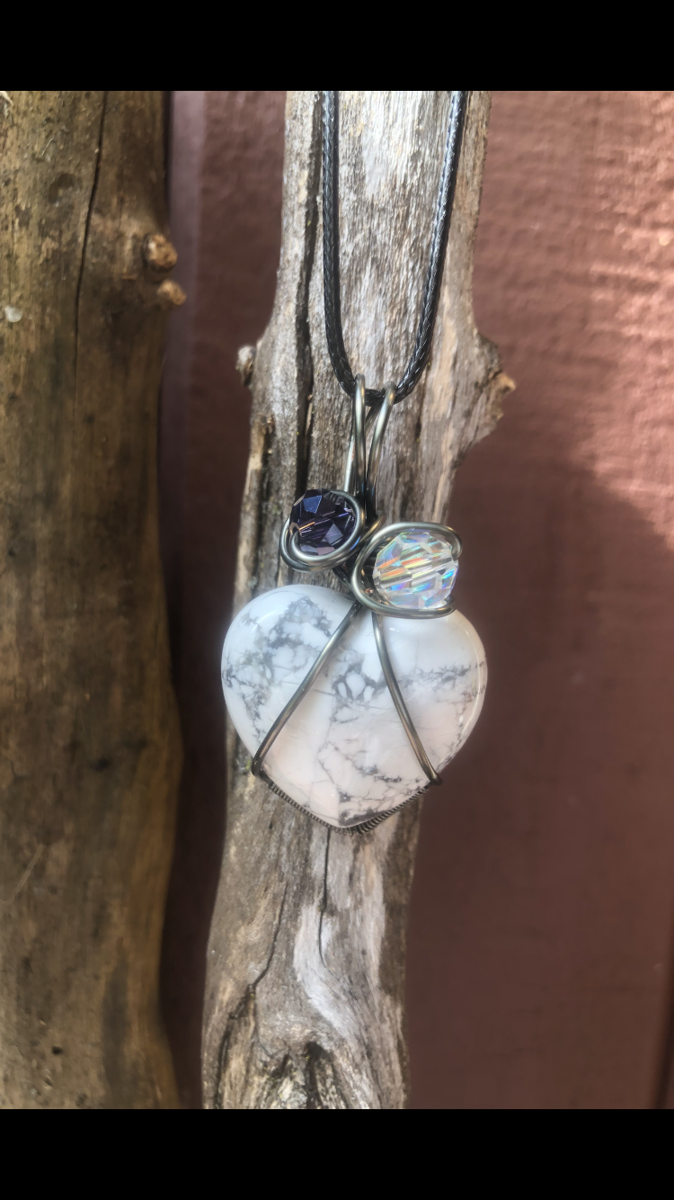 Hematite Plated Wire Wrapped Howlite Crystal Love Heart♥ Pendant