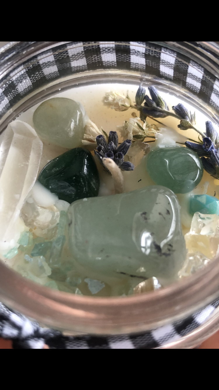 Crystal Galaxies Green Aventurine and Clear Quartz Crystal Good Luck Candle (3oz.)