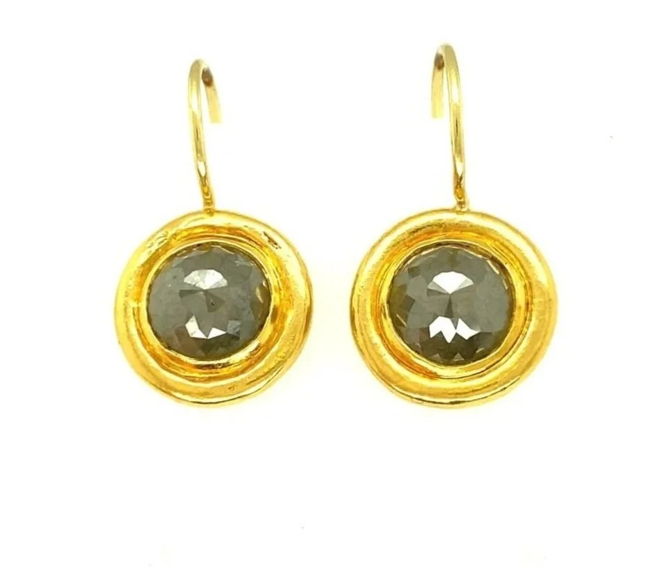 Raw%252BDiamond%252BClose.jpg