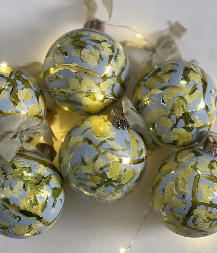 Minoo glass ornaments