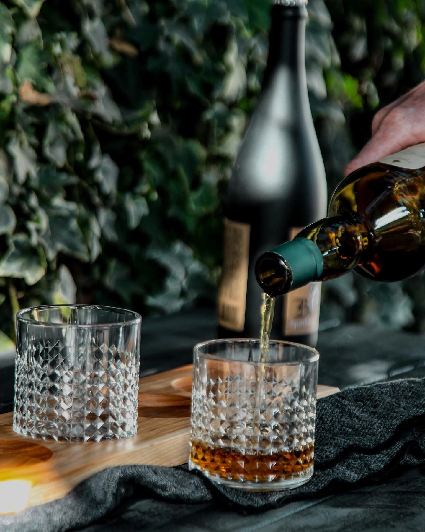 It&rsquo;s Friday and 5 o&rsquo;clock somewhere&hellip; start the weekend off right 🥃👌🏻