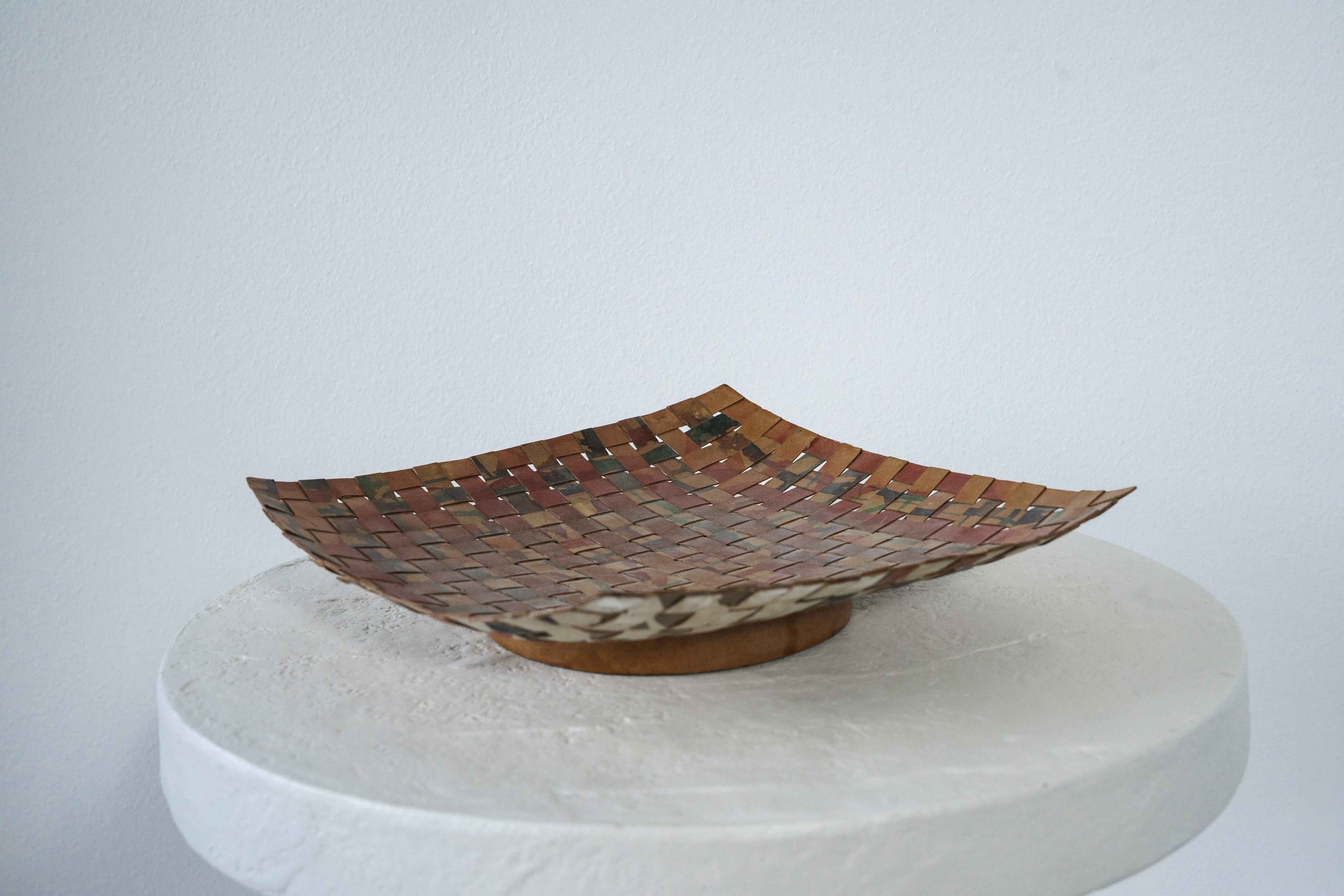 Woven paper pedestal bowl.jpg