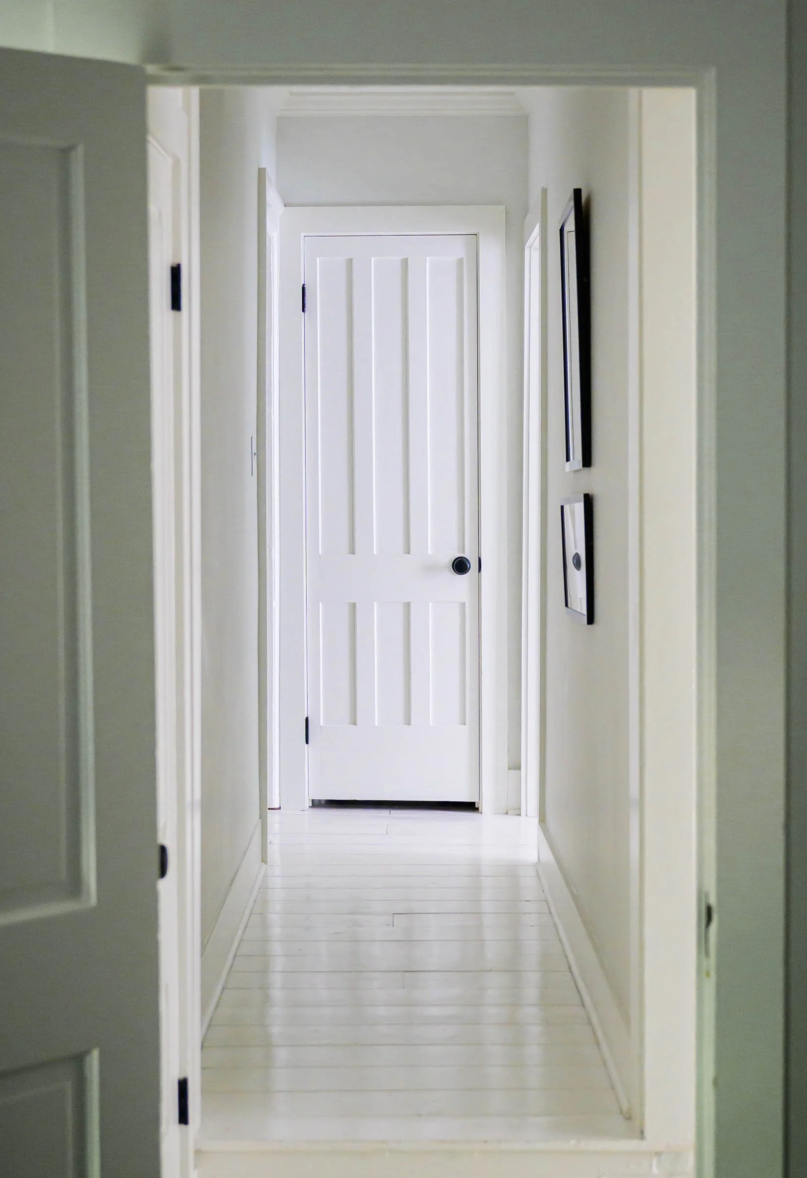 Long  Hallway in 11HamiltonHome