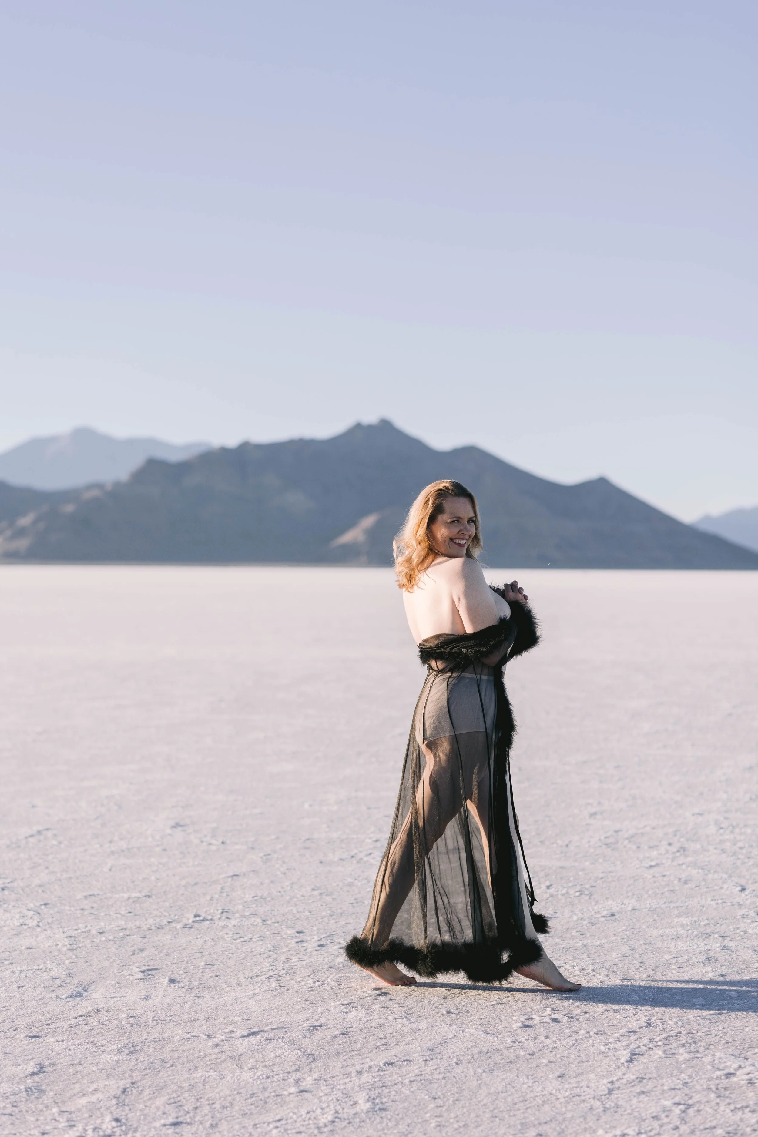 Utah-Boudoir-Photographer-Salt-Flats69251.jpg