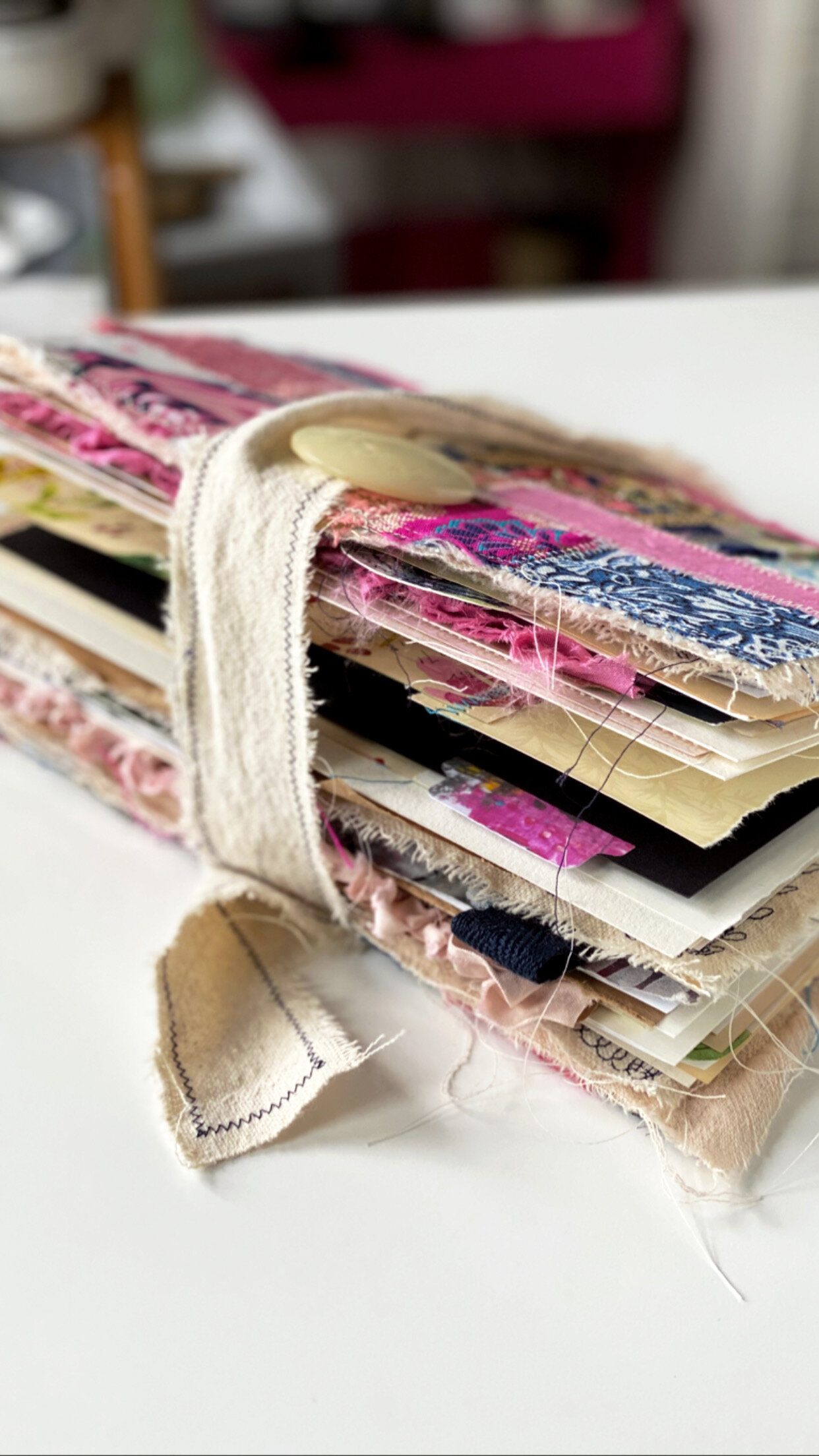 What is that Gorgeous Paper in Your Art Journal? — Willa Wanders