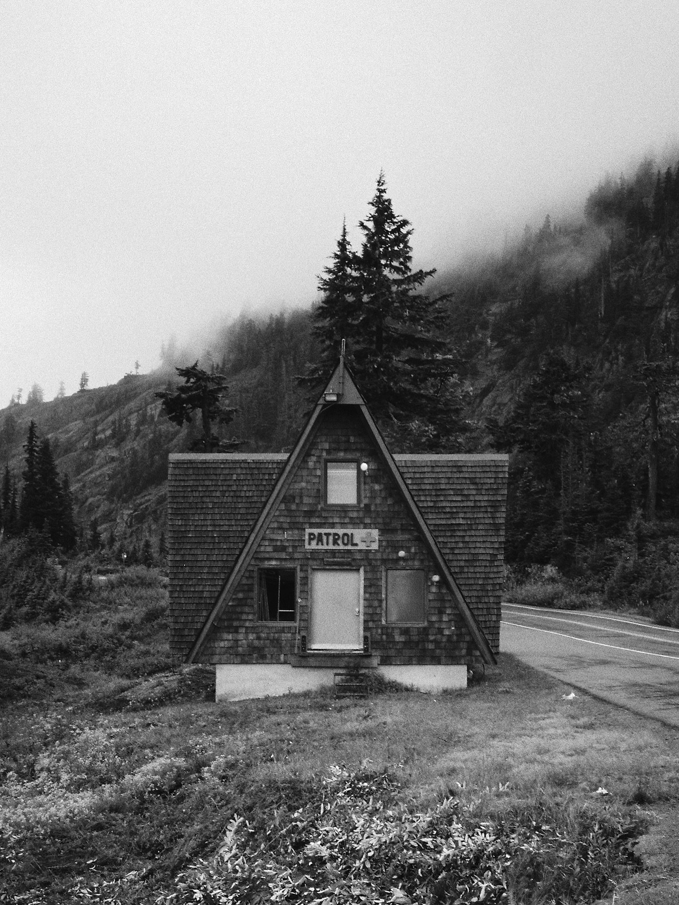 Some rare black and white film shots I took last summer while romping around Washington&rsquo;s epic landscapes. Mountains, ferry&rsquo;s and the ocean - some of the things that make Washington my favorite place on earth. 

#washington #cascadiaexplo
