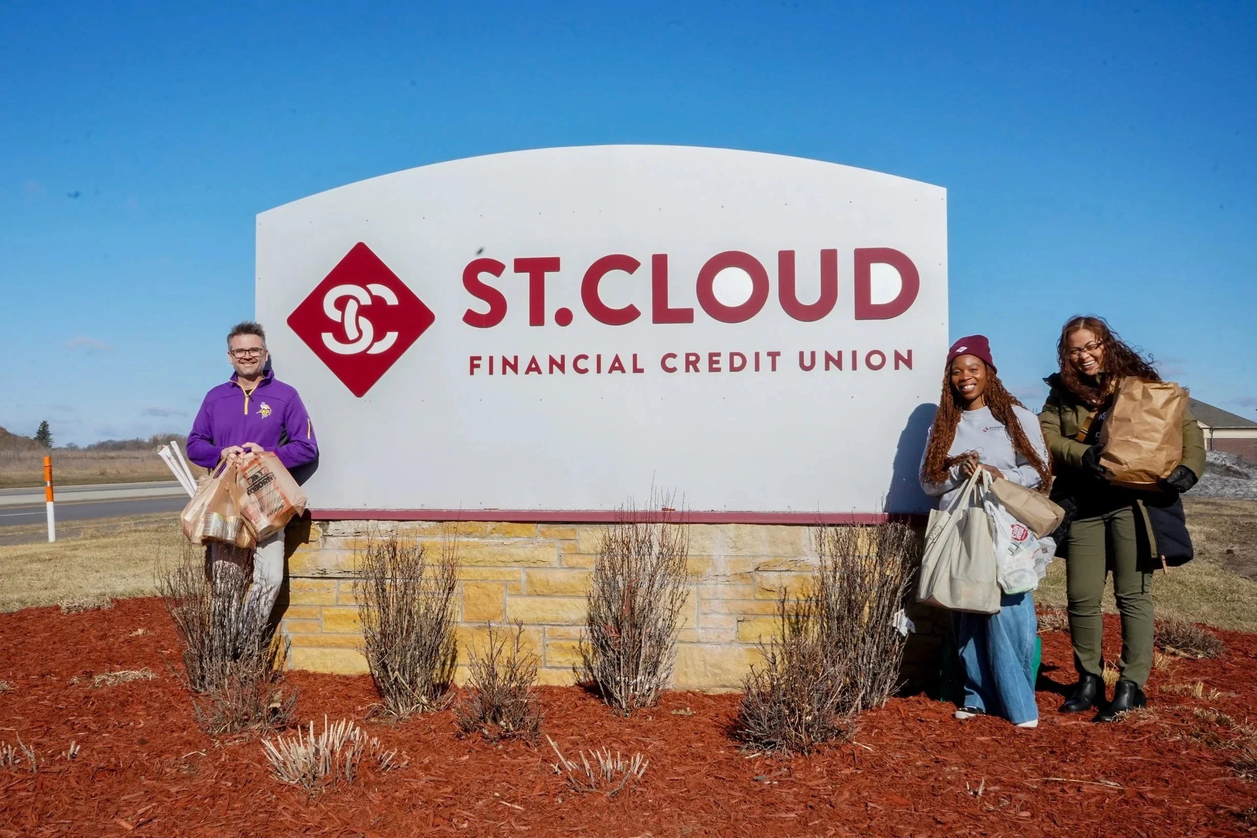 SCFCU Helps Raise Food and Funds During 16th Annual Pack the Porches